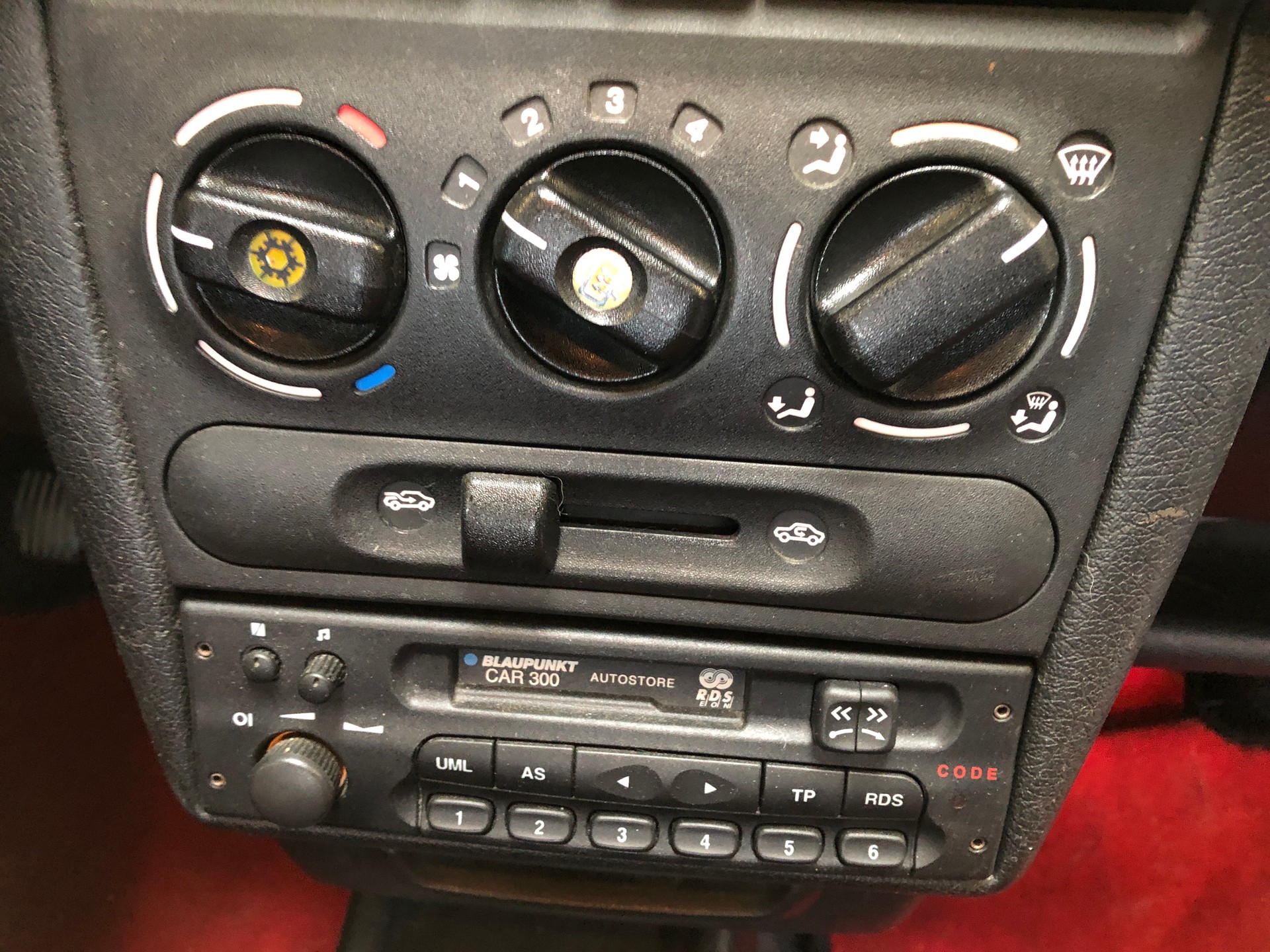 OPEL Corsa 1.2 16V Young - 21