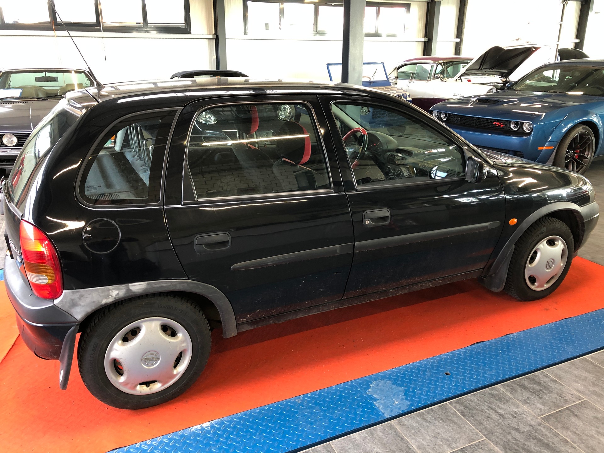 OPEL Corsa 1.2 16V Young - 2