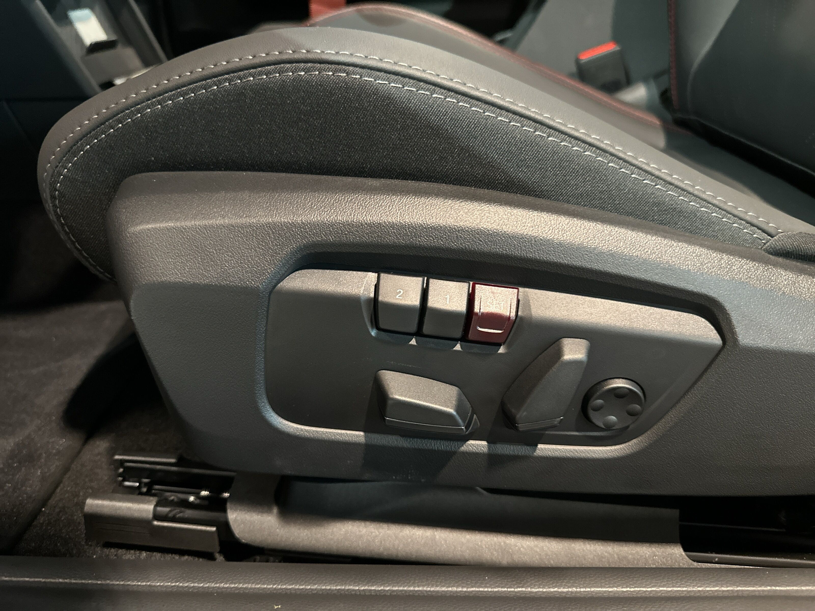 MINI Cooper John Cooper Works Cabriolet DKG - 17