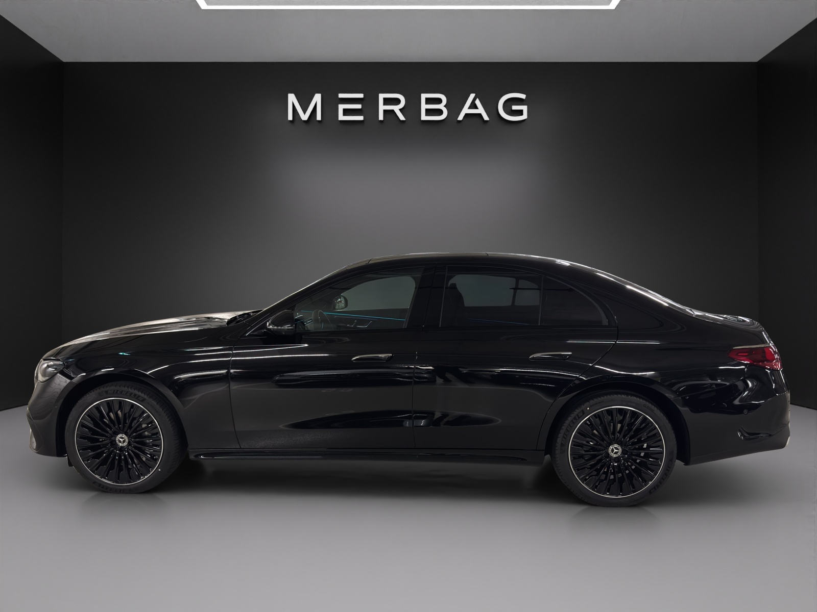 MERCEDES-BENZ E 220 d 4Matic 9G-Tronic - 6
