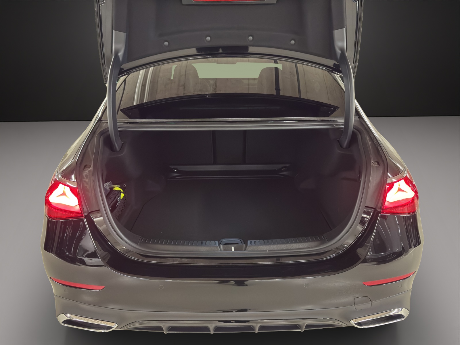 MERCEDES-BENZ E 220 d 4Matic 9G-Tronic - 15