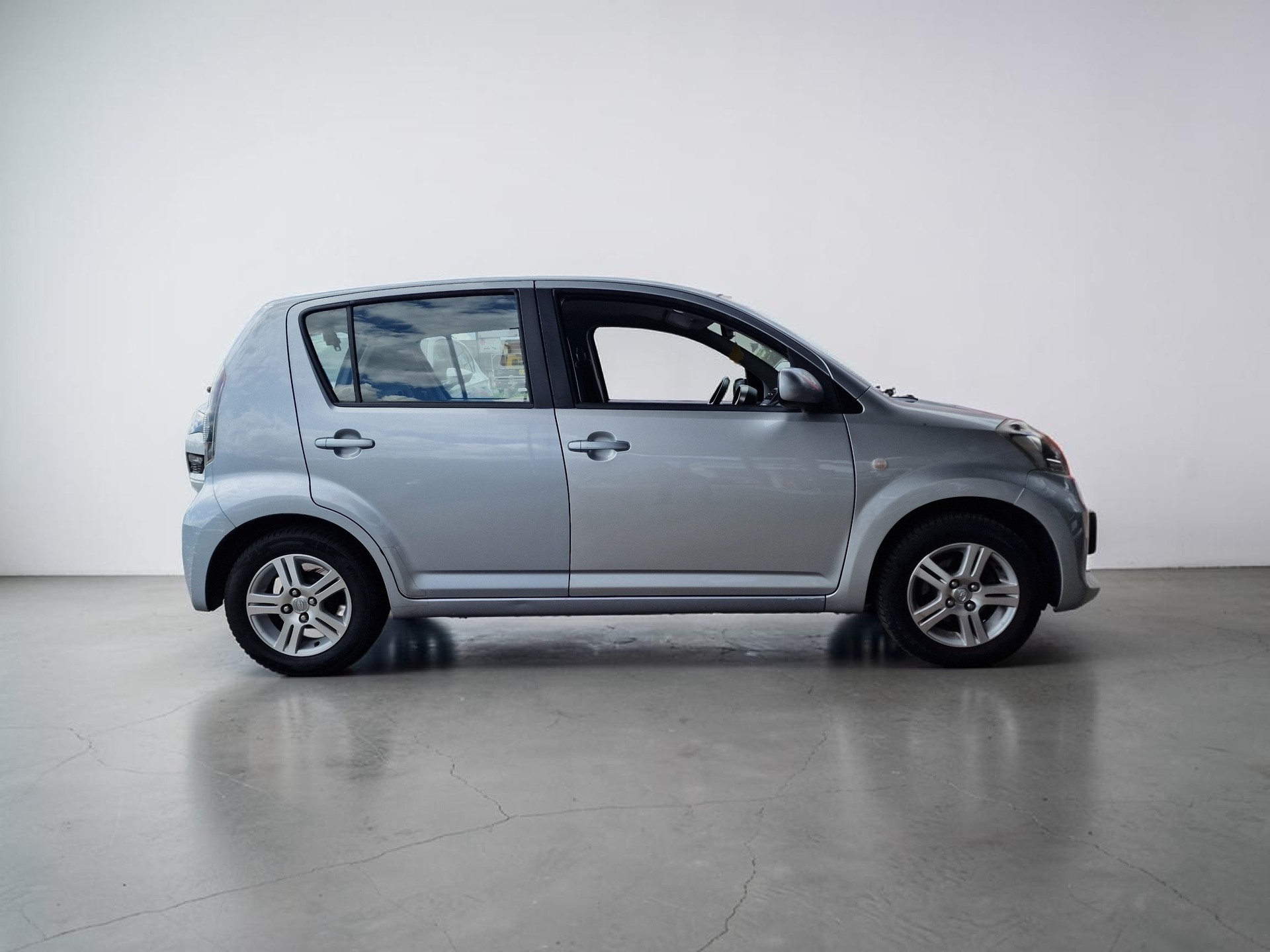 SUBARU Justy 1.0 12Mt Gara Neu MFK 8x Alu Klima