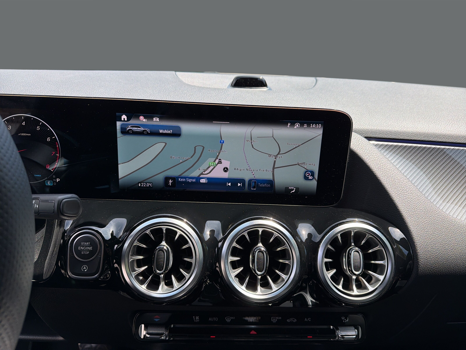 MERCEDES-BENZ GLA 250 4Matic 8G-DCT - 16
