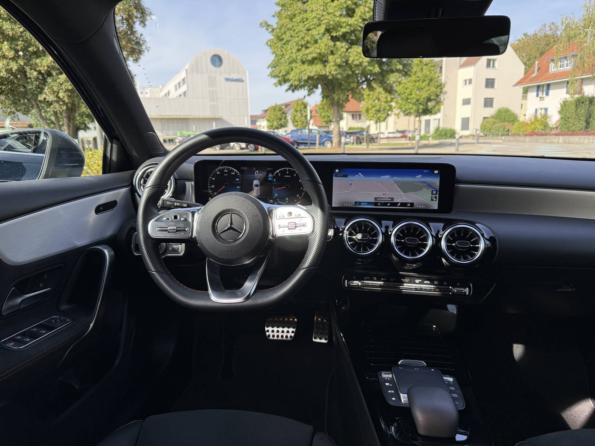 MERCEDES-BENZ A 200 AMG Line 4m - 5