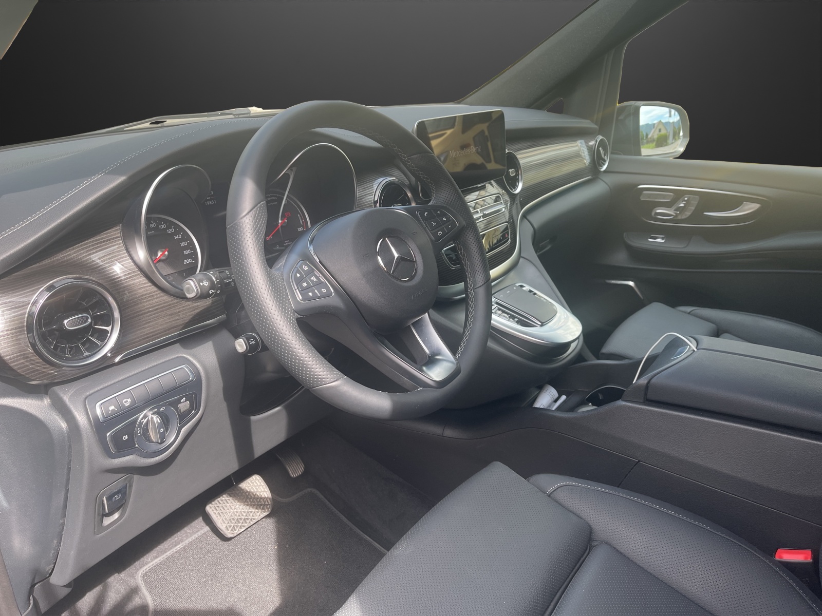 MERCEDES-BENZ EQV 300 lang - 9