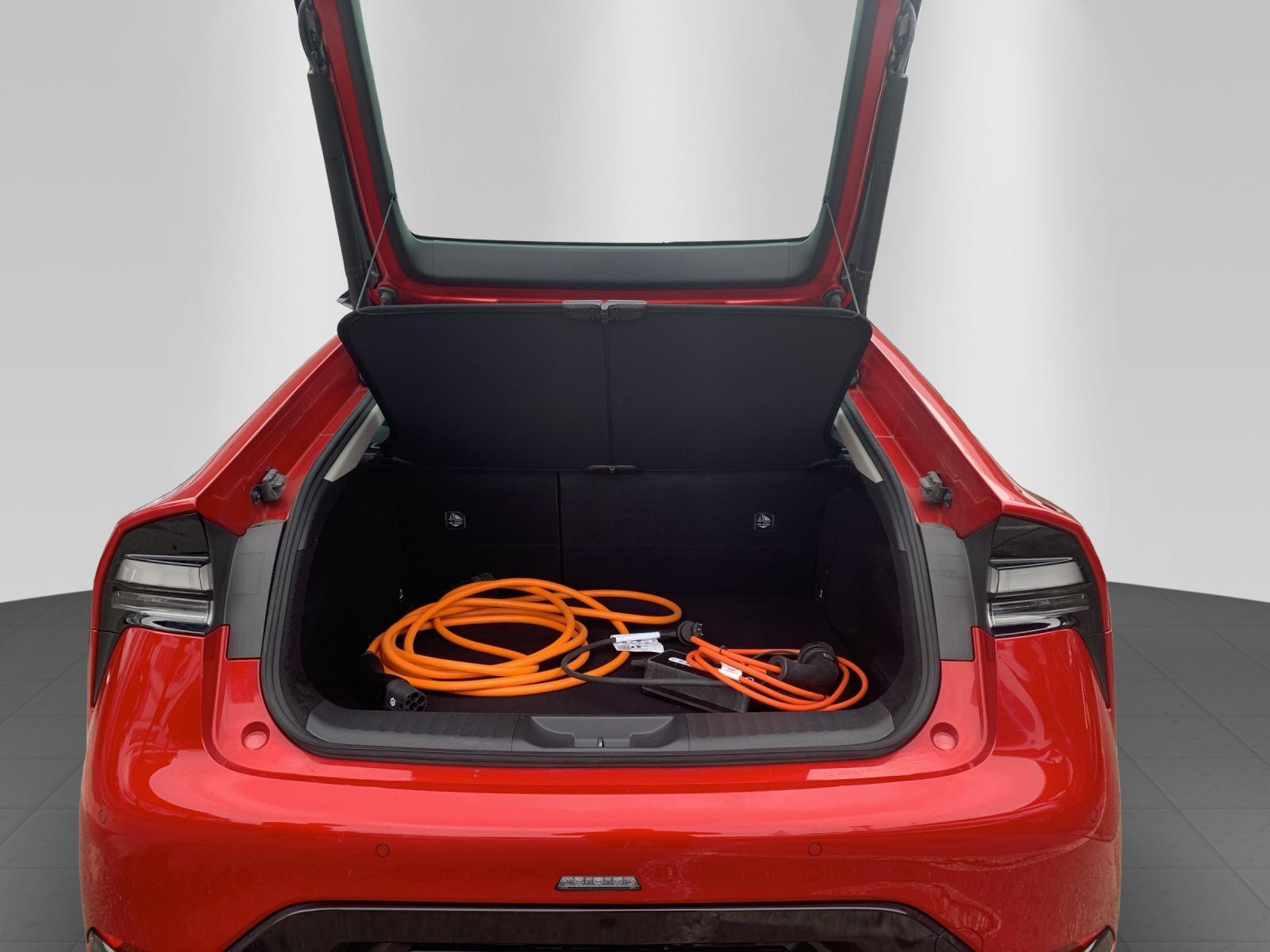 TOYOTA Prius 2.0 Plug-In-Hybrid Style - 12