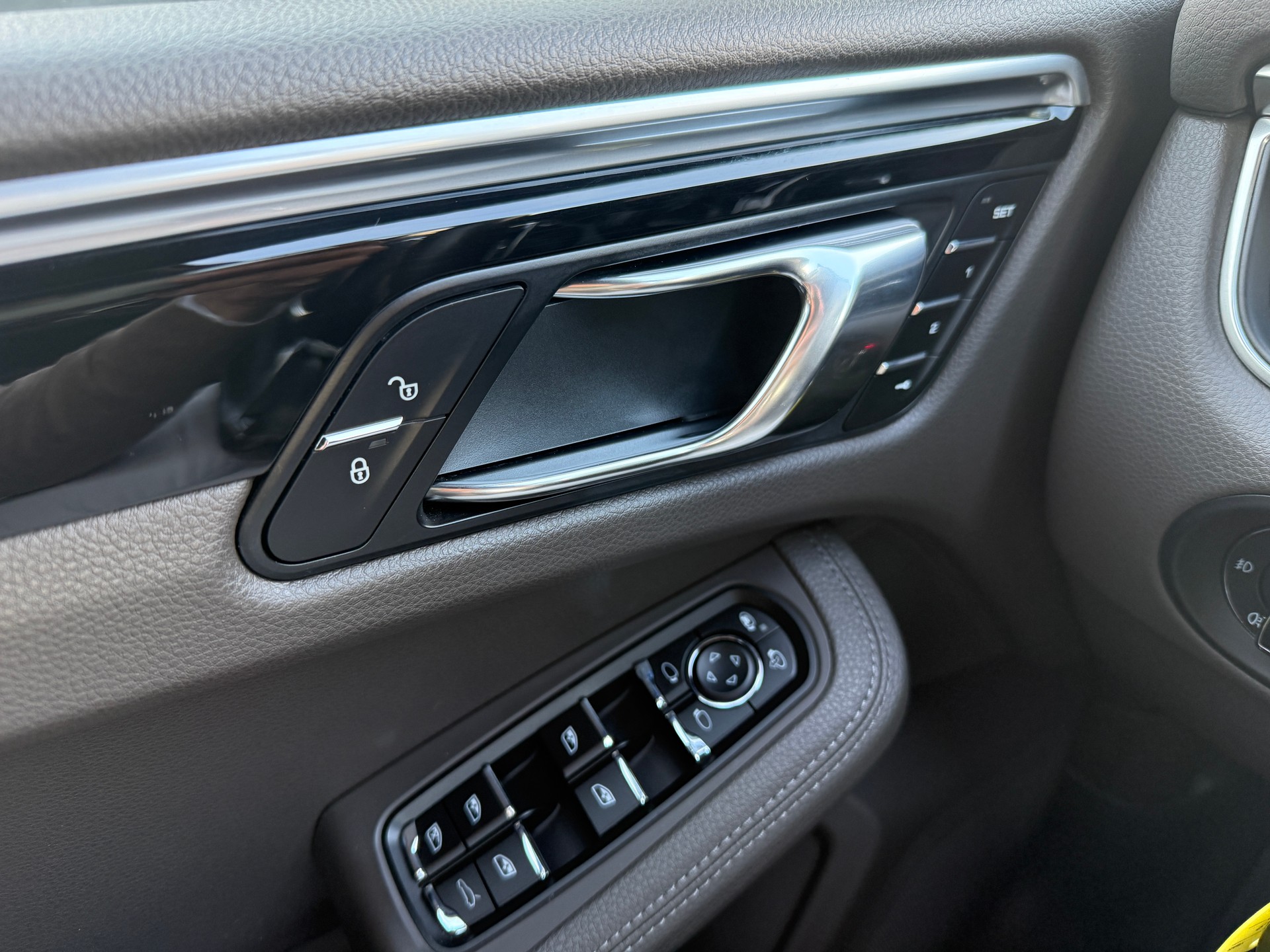 PORSCHE Macan S PDK - 17