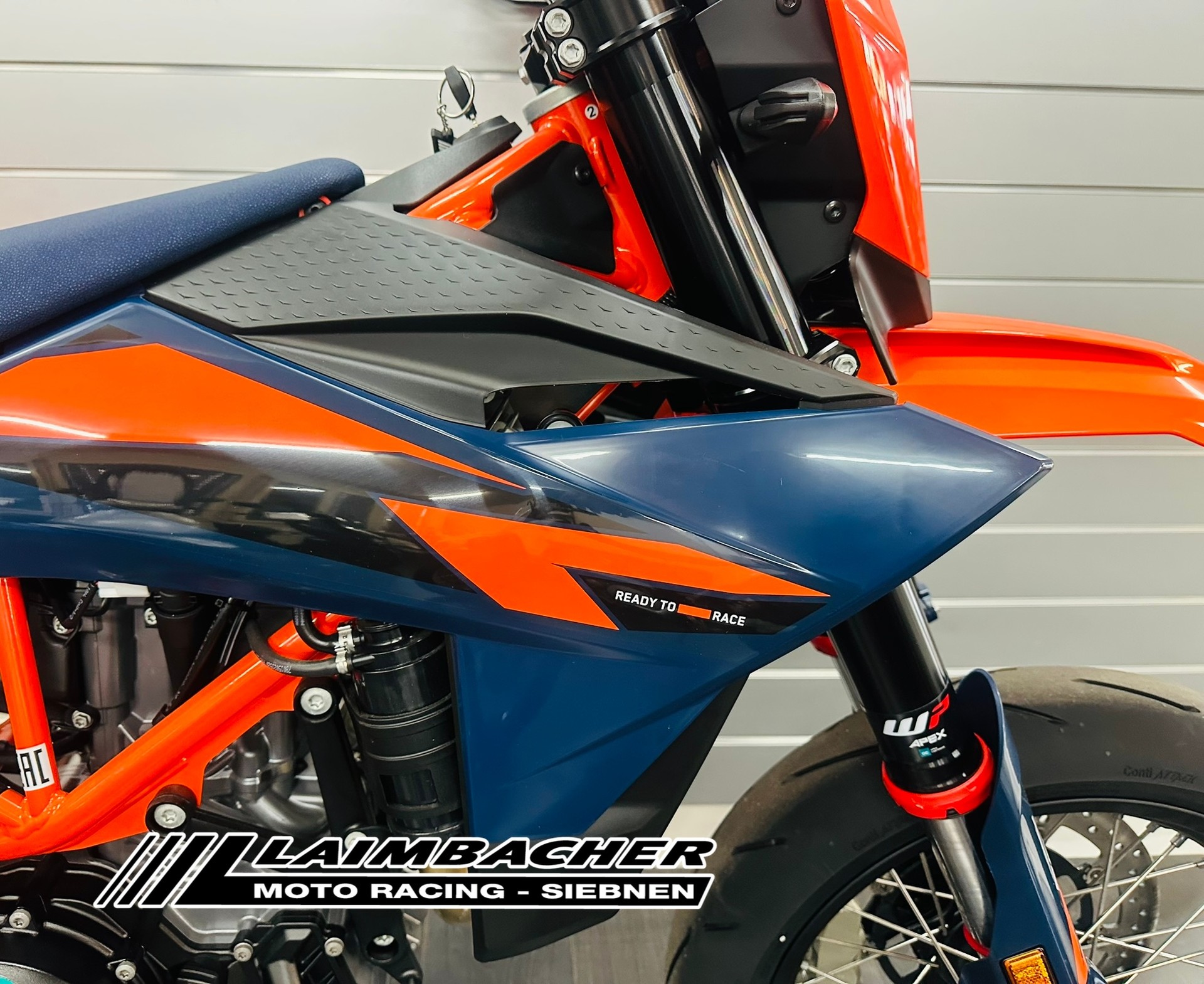 KTM 690 SMC R ABS (35 kW) - 2