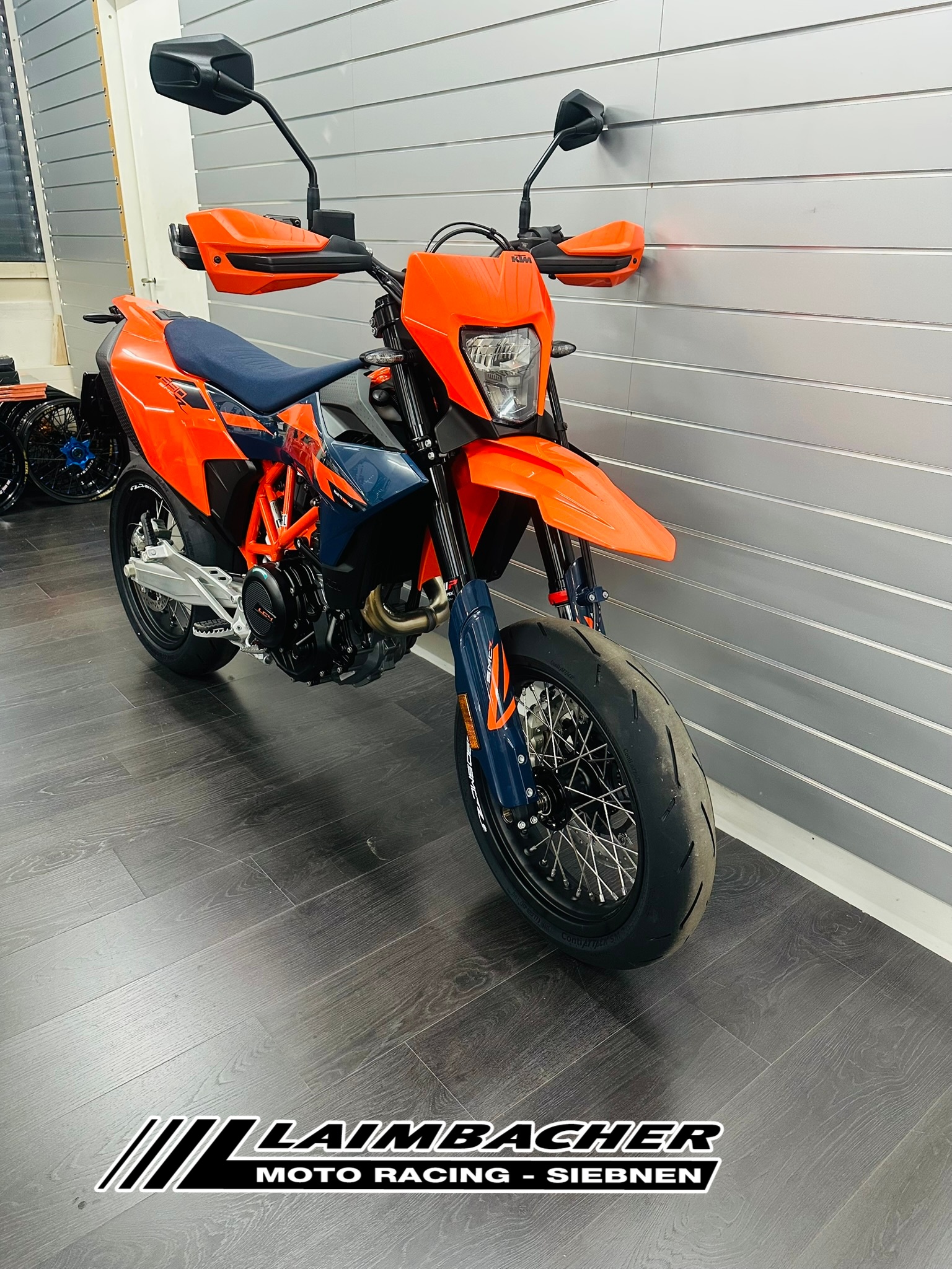 KTM 690 SMC R ABS (35 kW) - 3