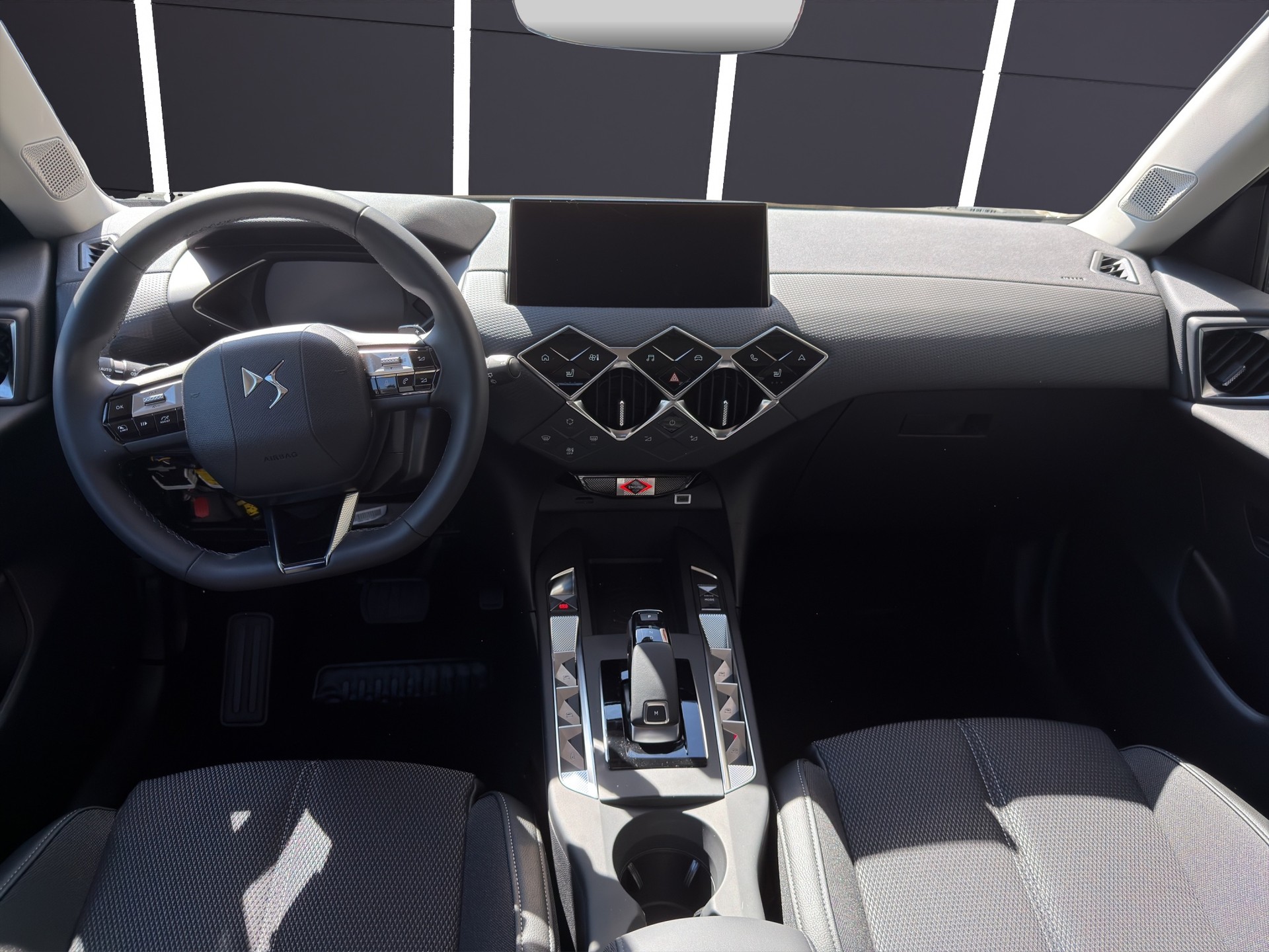 DS AUTOMOBILES DS3 1.2 MHEV Pallas - 8