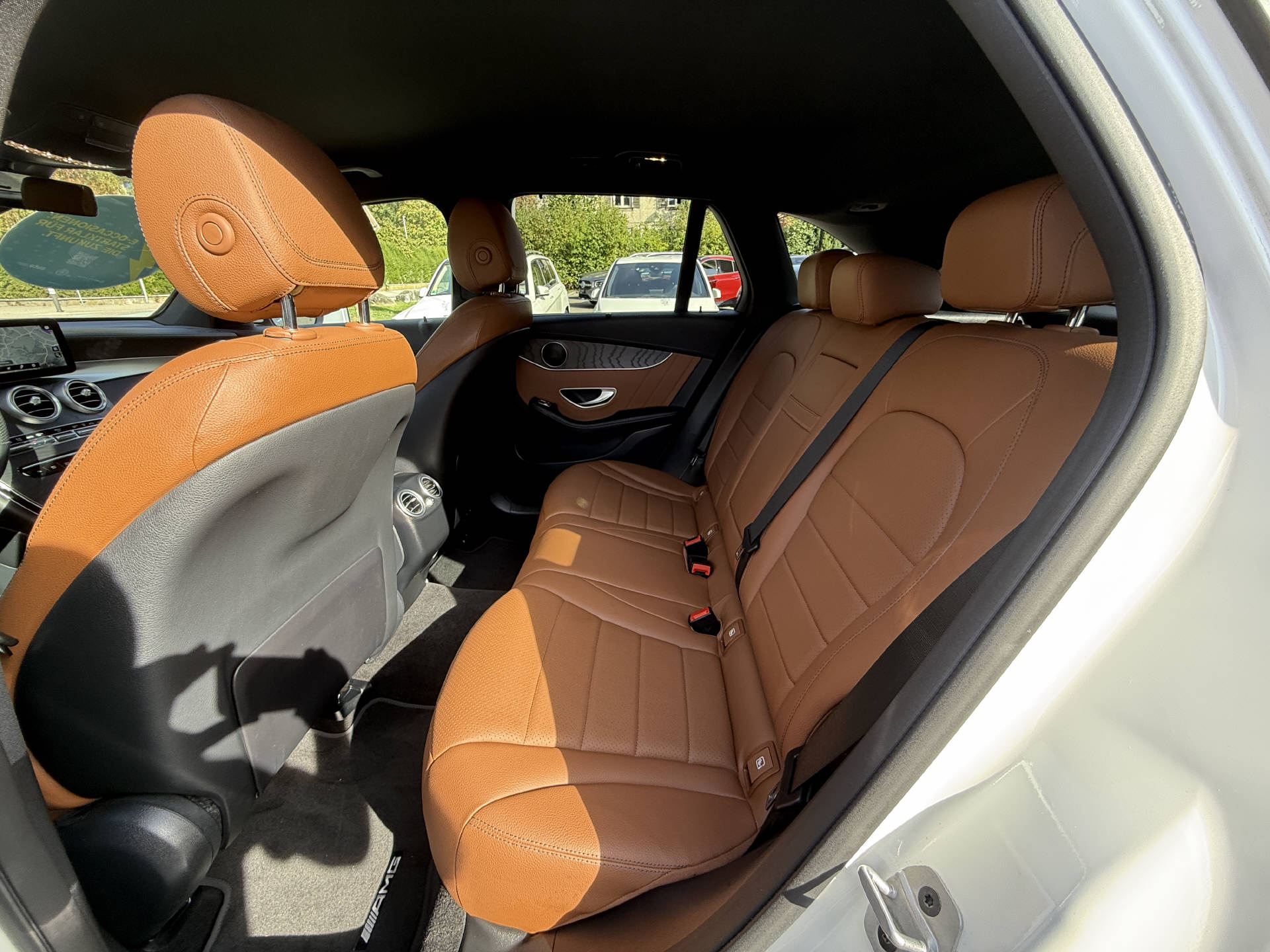 MERCEDES-BENZ GLC 300 de AMG Line 4m - 6