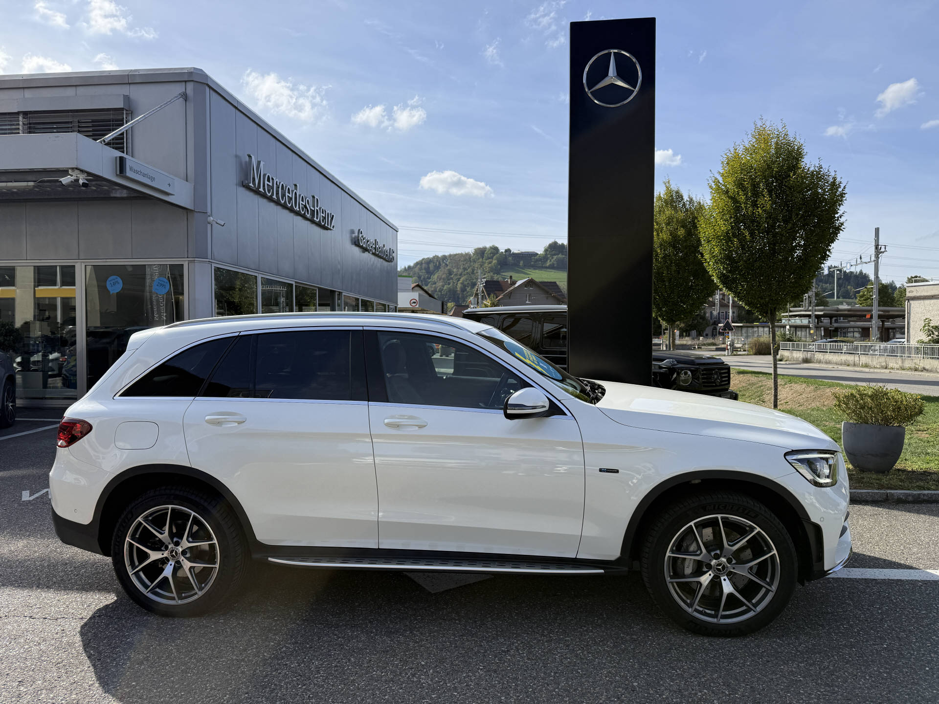 MERCEDES-BENZ GLC 300 de AMG Line 4m - 10