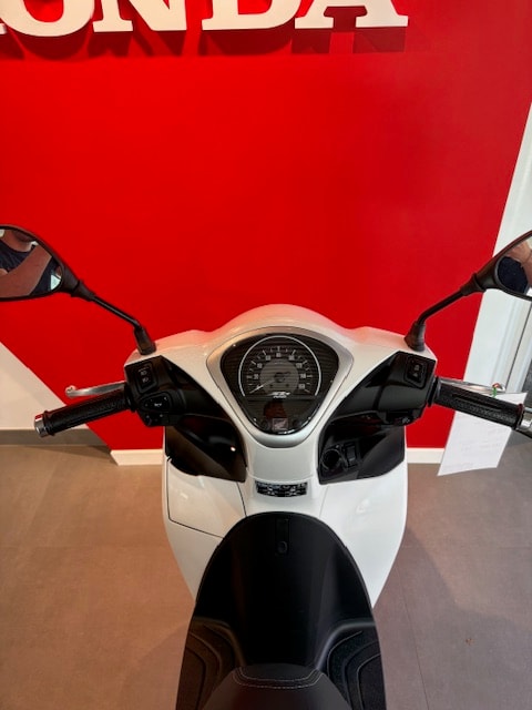 HONDA SH 125 i Mode - 9