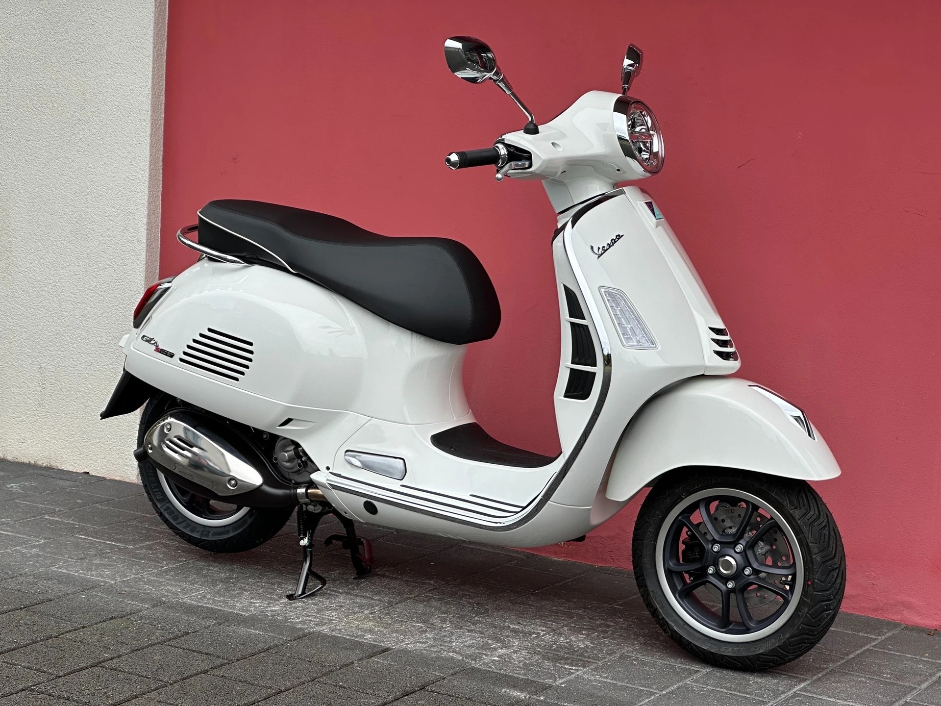 PIAGGIO Vespa GTS 125 Super RST Euro 5+ - 10
