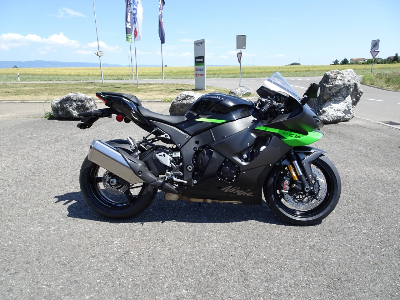 KAWASAKI Ninja ZX-10R - 2