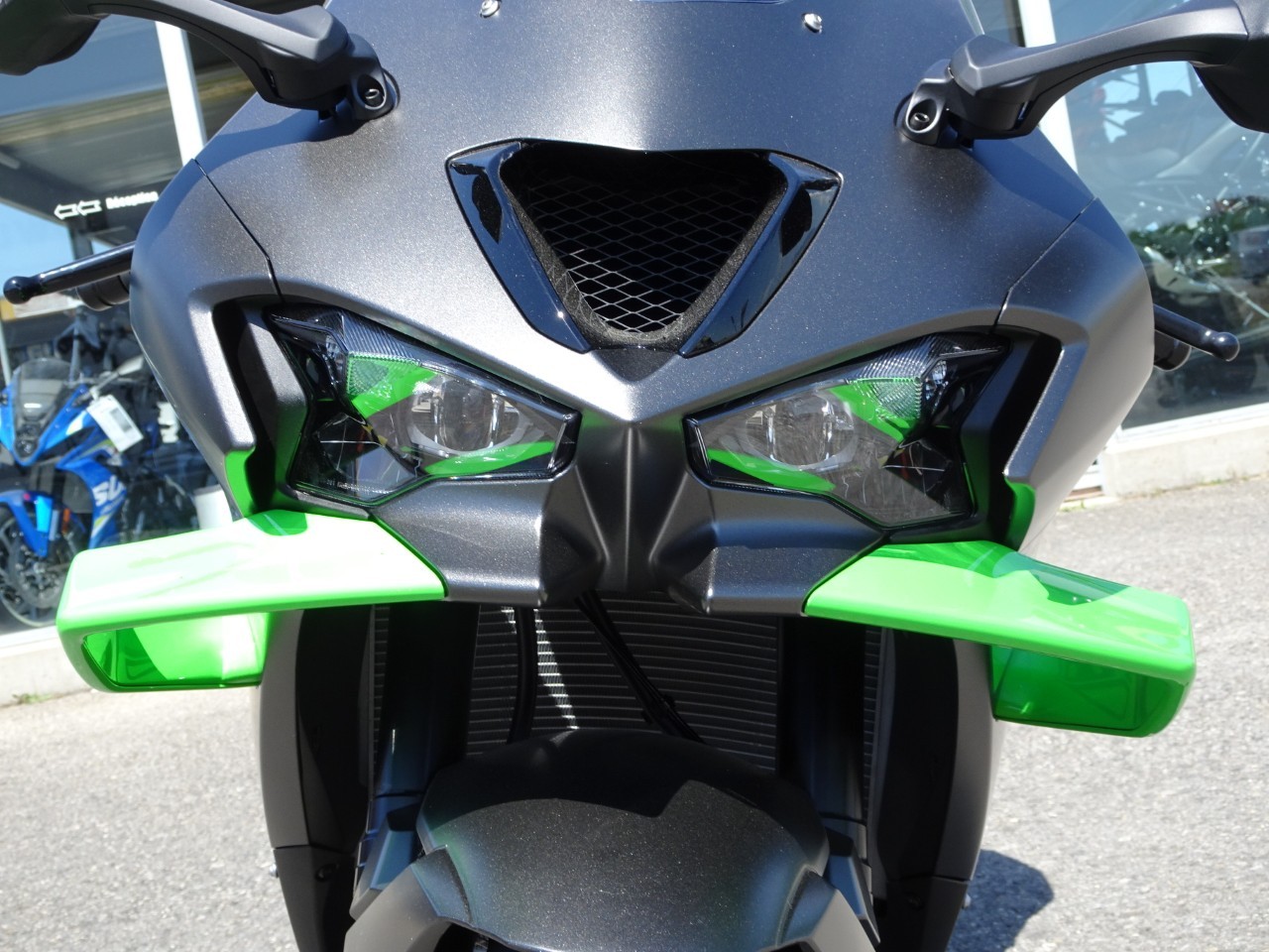 KAWASAKI Ninja ZX-10R