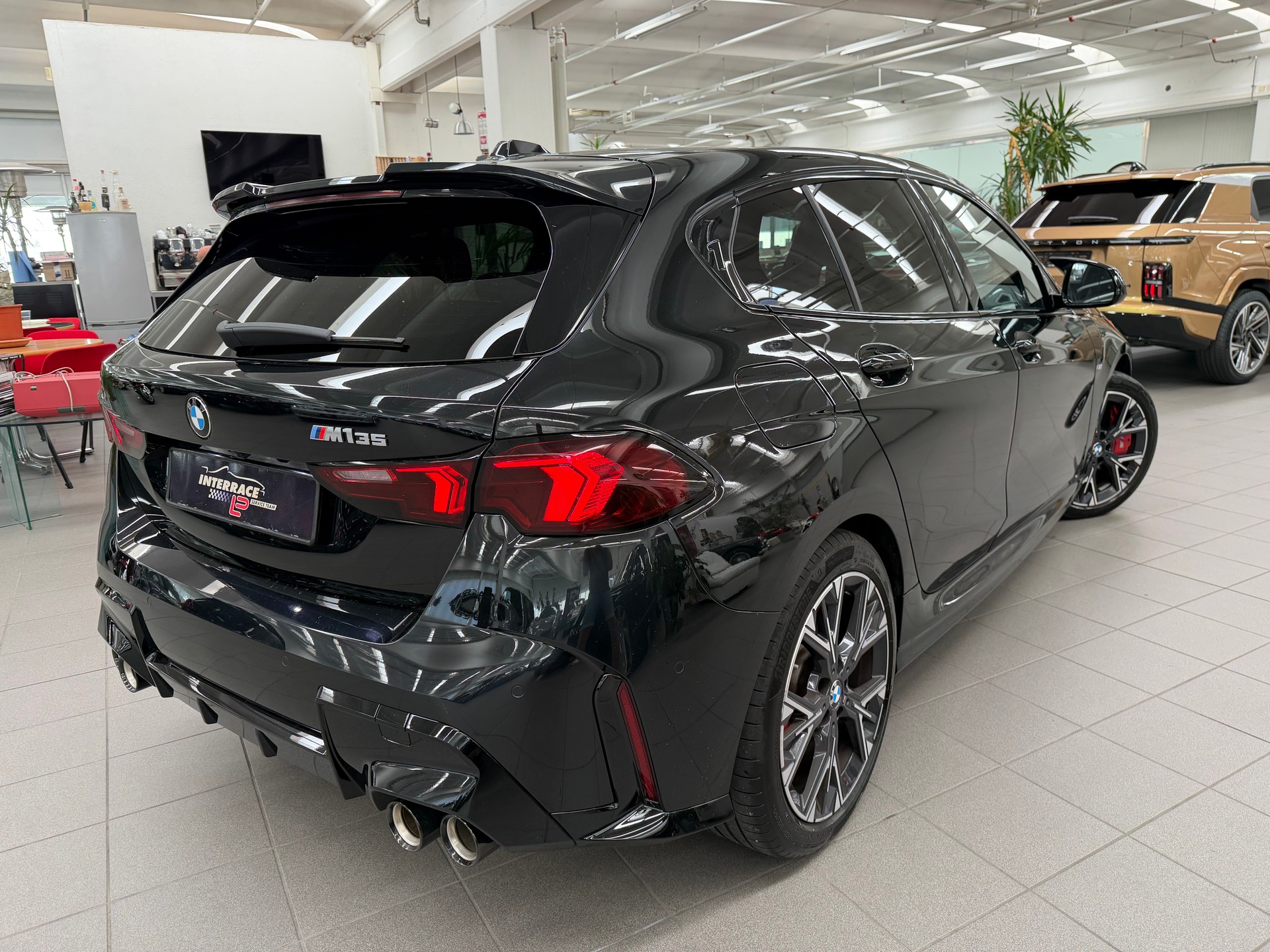 BMW M135 xDrive - 3