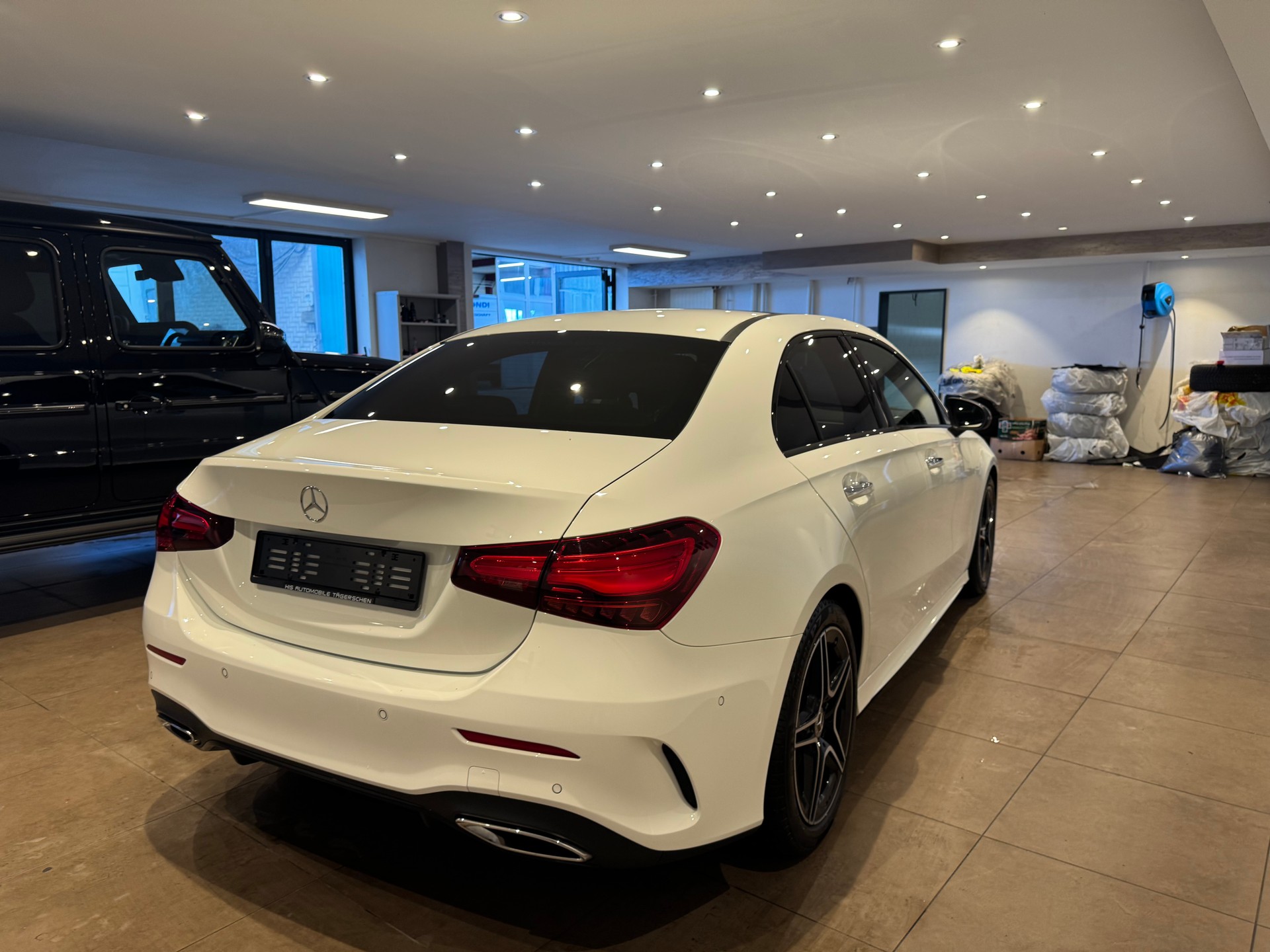 MERCEDES-BENZ A 250 AMG Line 4m Limousine - 6