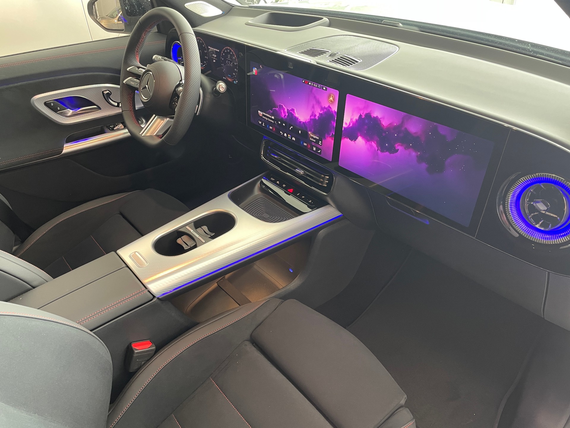 MERCEDES-BENZ Mercedes-Benz GLB 350 4M 7 places AMG Line - 26