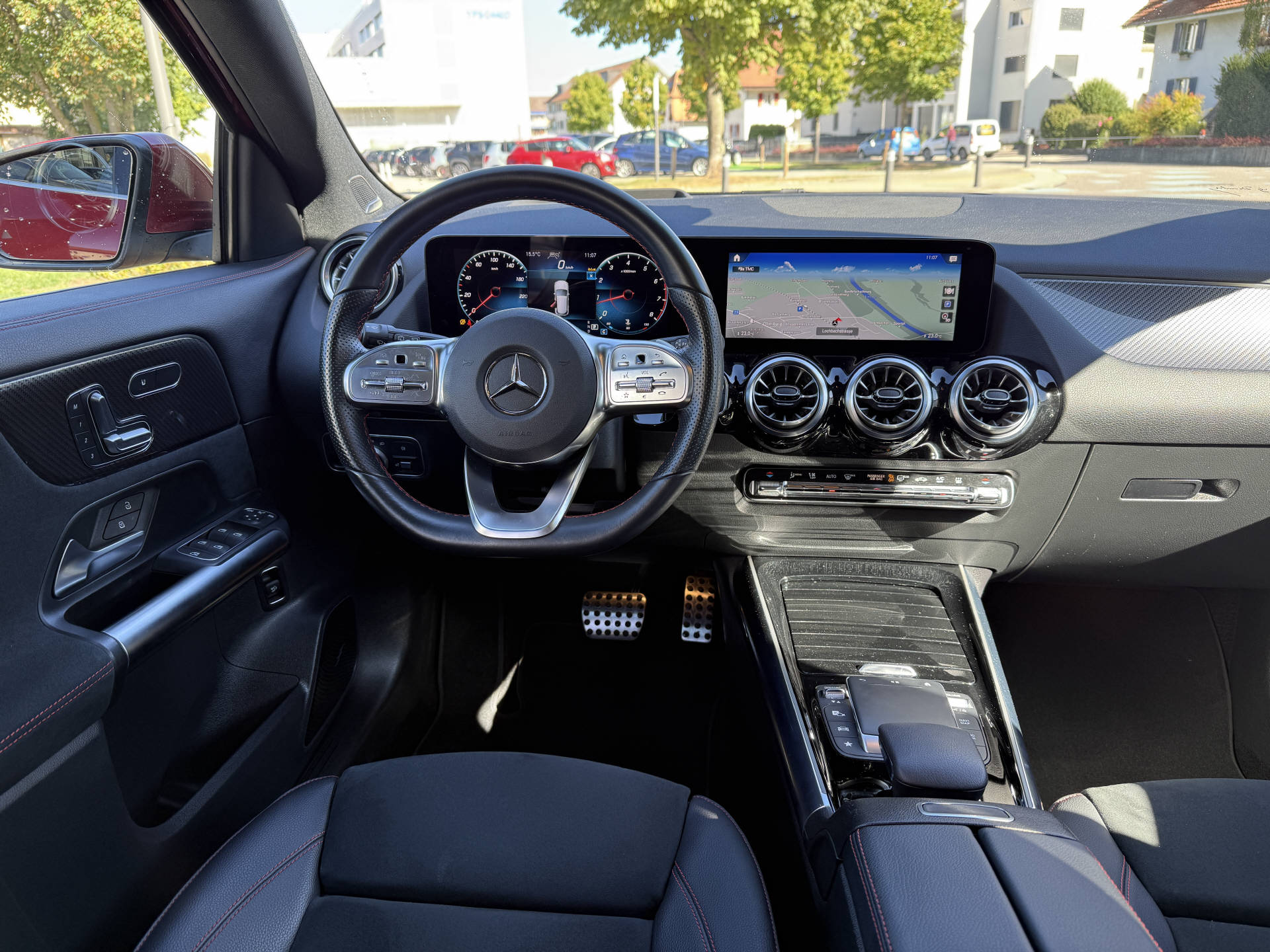 MERCEDES-BENZ GLA 250 - 5
