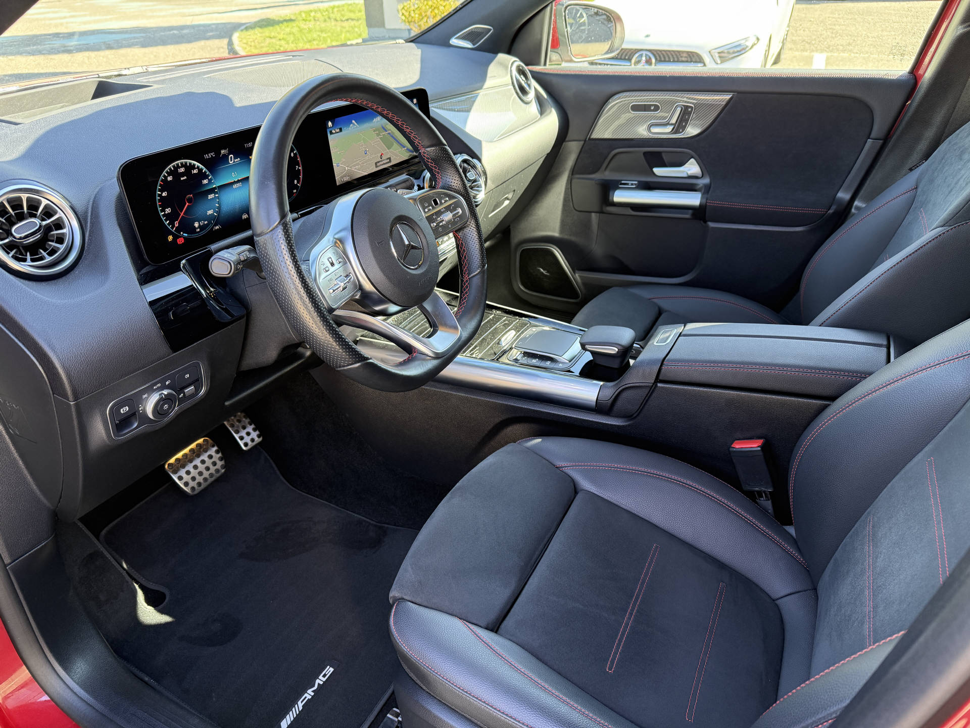 MERCEDES-BENZ GLA 250 - 4