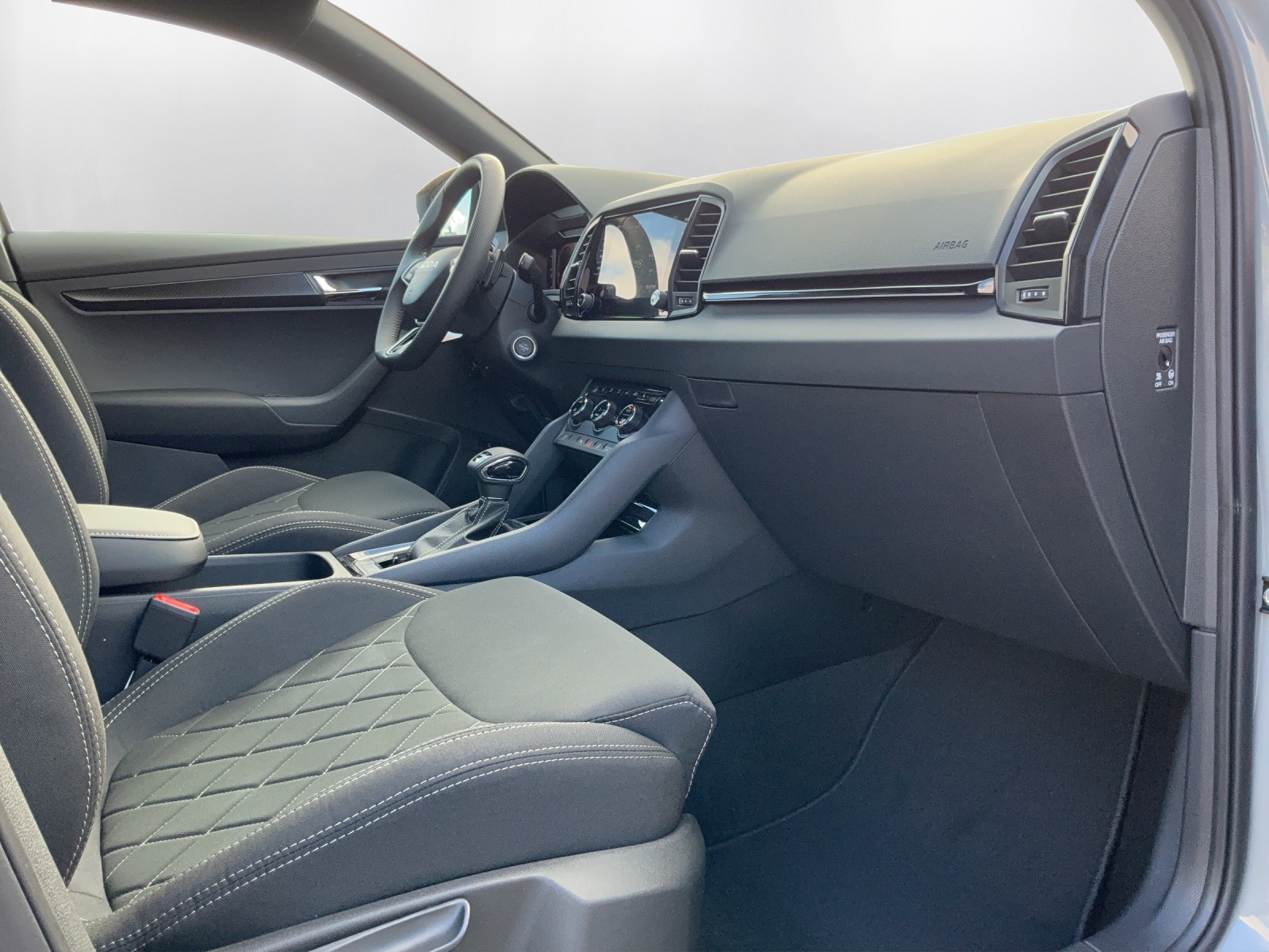 SKODA Karoq 2.0 TSI Dynamic Limited Edition 4x4 DSG - 14