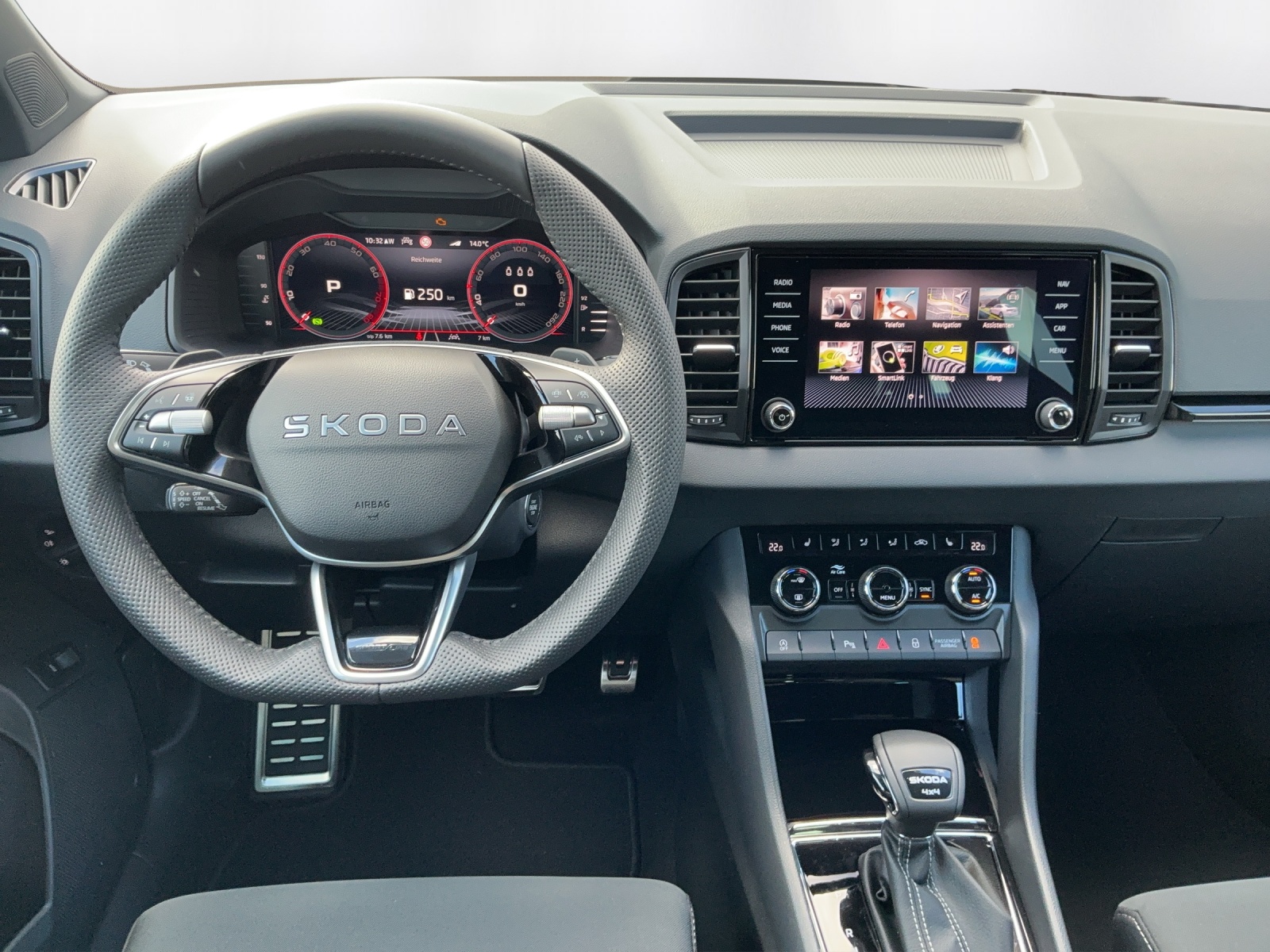 SKODA Karoq 2.0 TSI Dynamic Limited Edition 4x4 DSG - 7