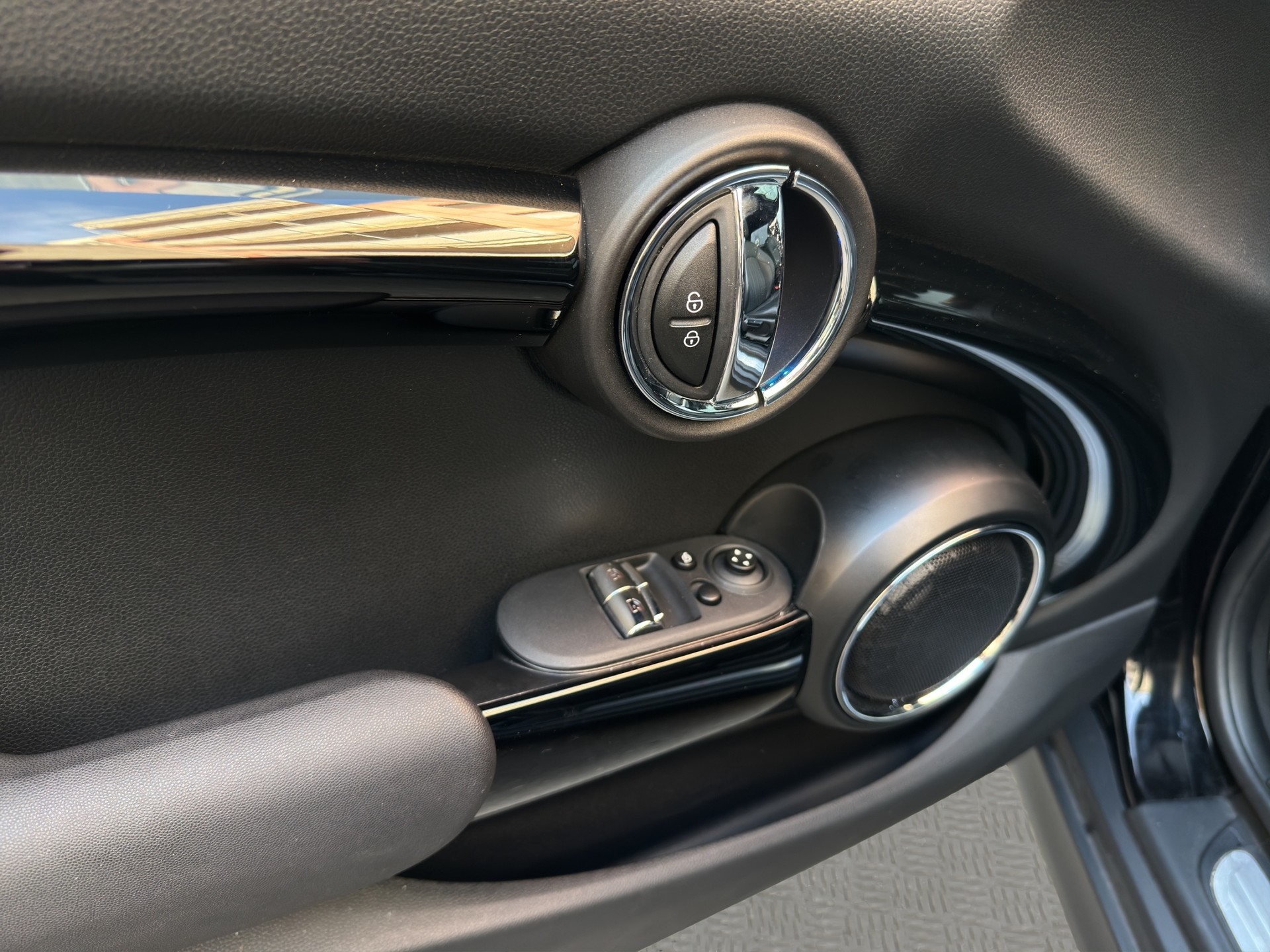 MINI Mini F56 2.0i Cooper S - 14