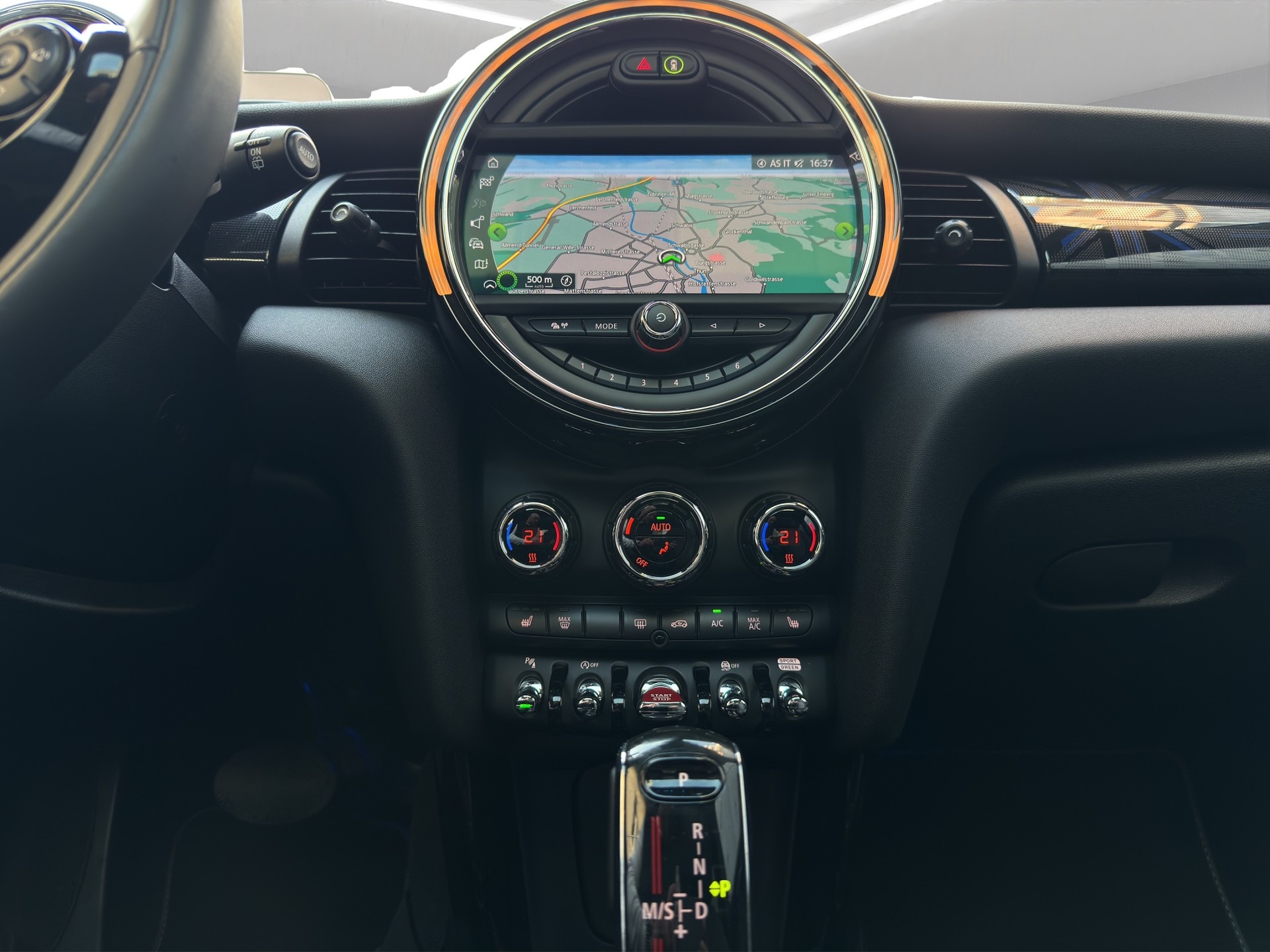 MINI Mini F56 2.0i Cooper S - 10