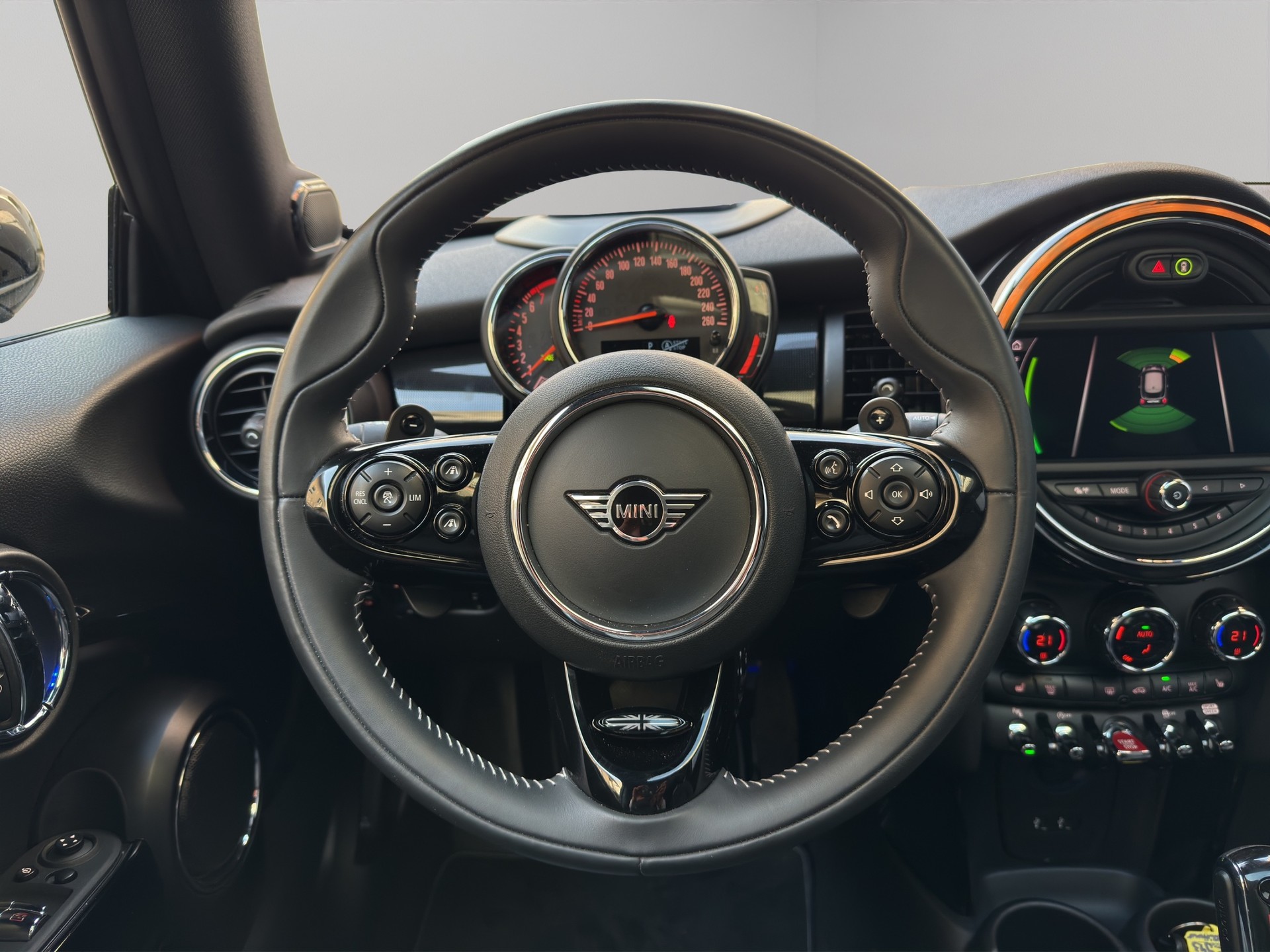 MINI Mini F56 2.0i Cooper S - 6