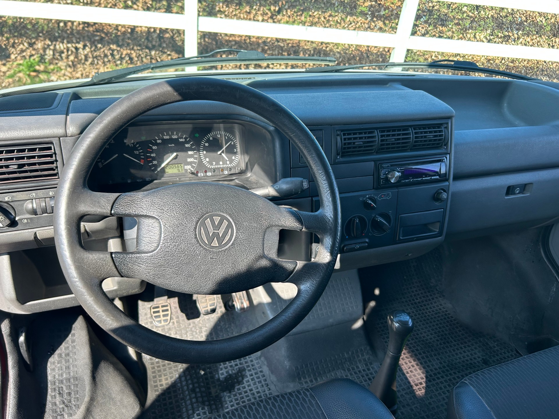 VW T4 2.0 - 12