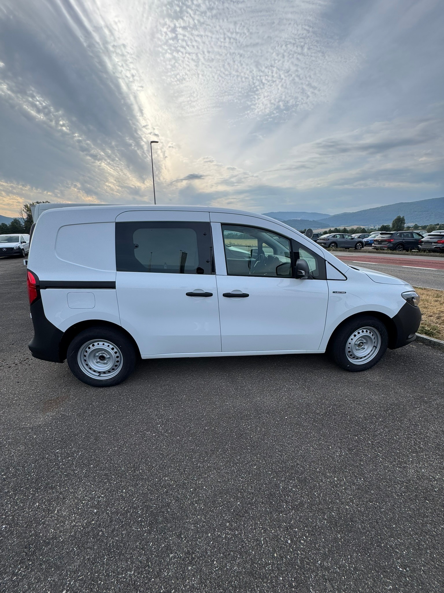 MERCEDES-BENZ eCitan 45kWh Base - 4