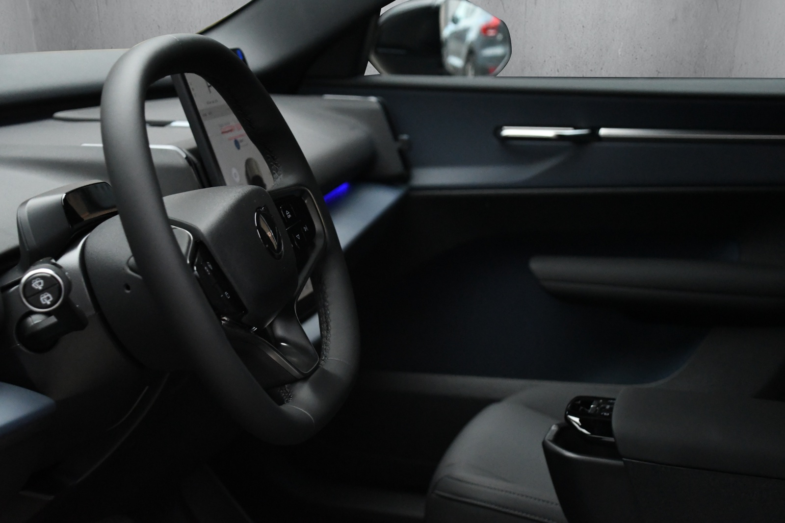 VOLVO EX30 E60 69kWh Twin Plus - 8