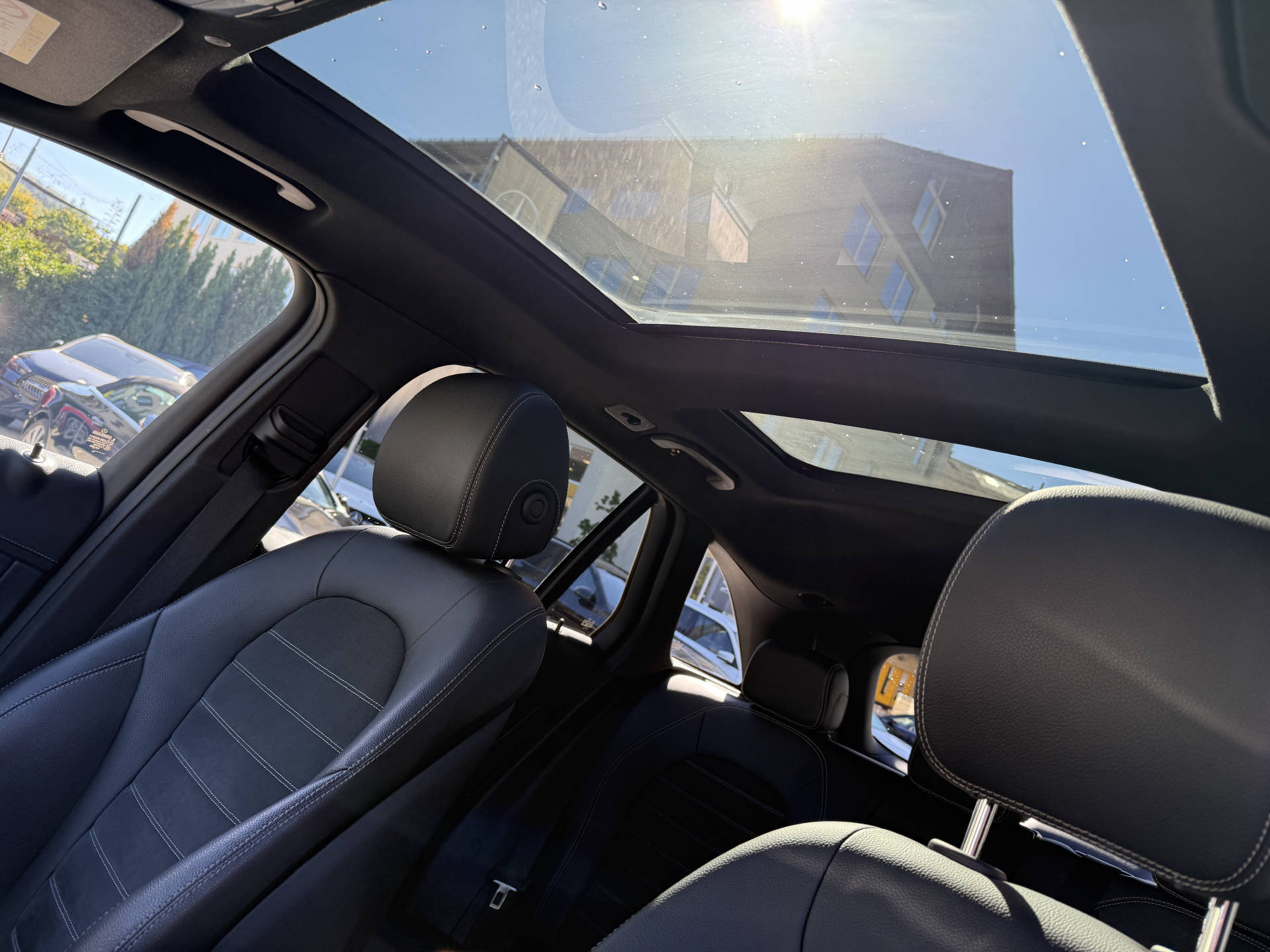 MERCEDES-BENZ GLC 300 d AMG Line 4m - 14