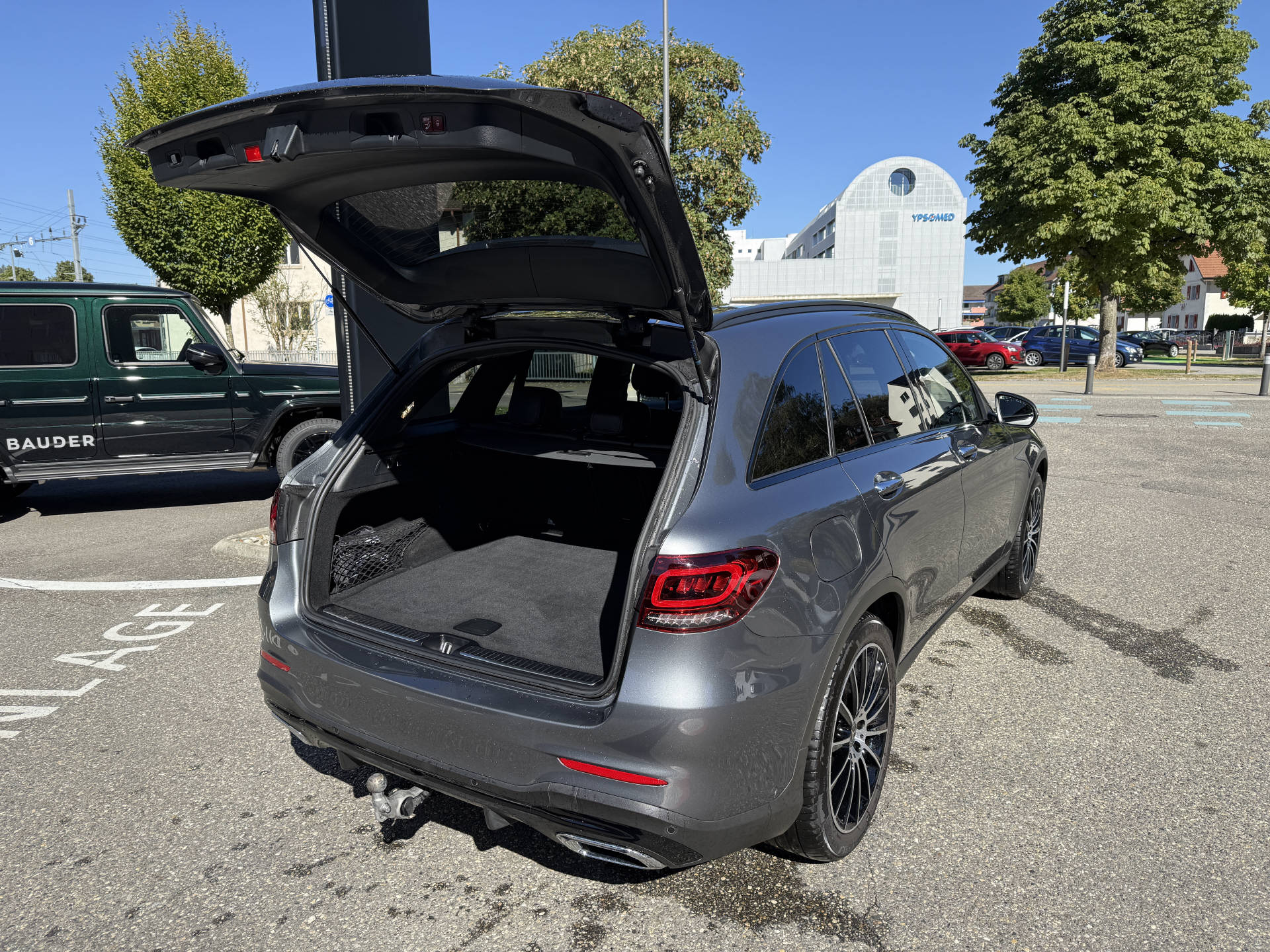 MERCEDES-BENZ GLC 300 d AMG Line 4m - 8