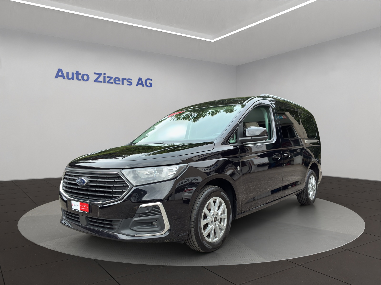 FORD Grand Tourneo Connect 2.0 EcoBlue Titanium