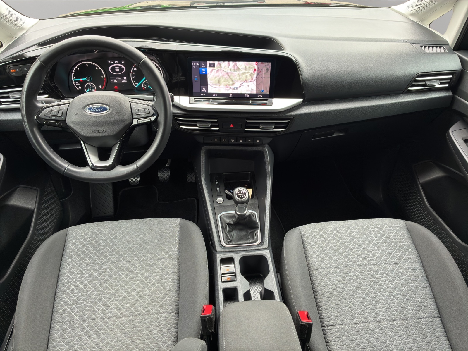 FORD Grand Tourneo Connect 2.0 EcoBlue Titanium - 9