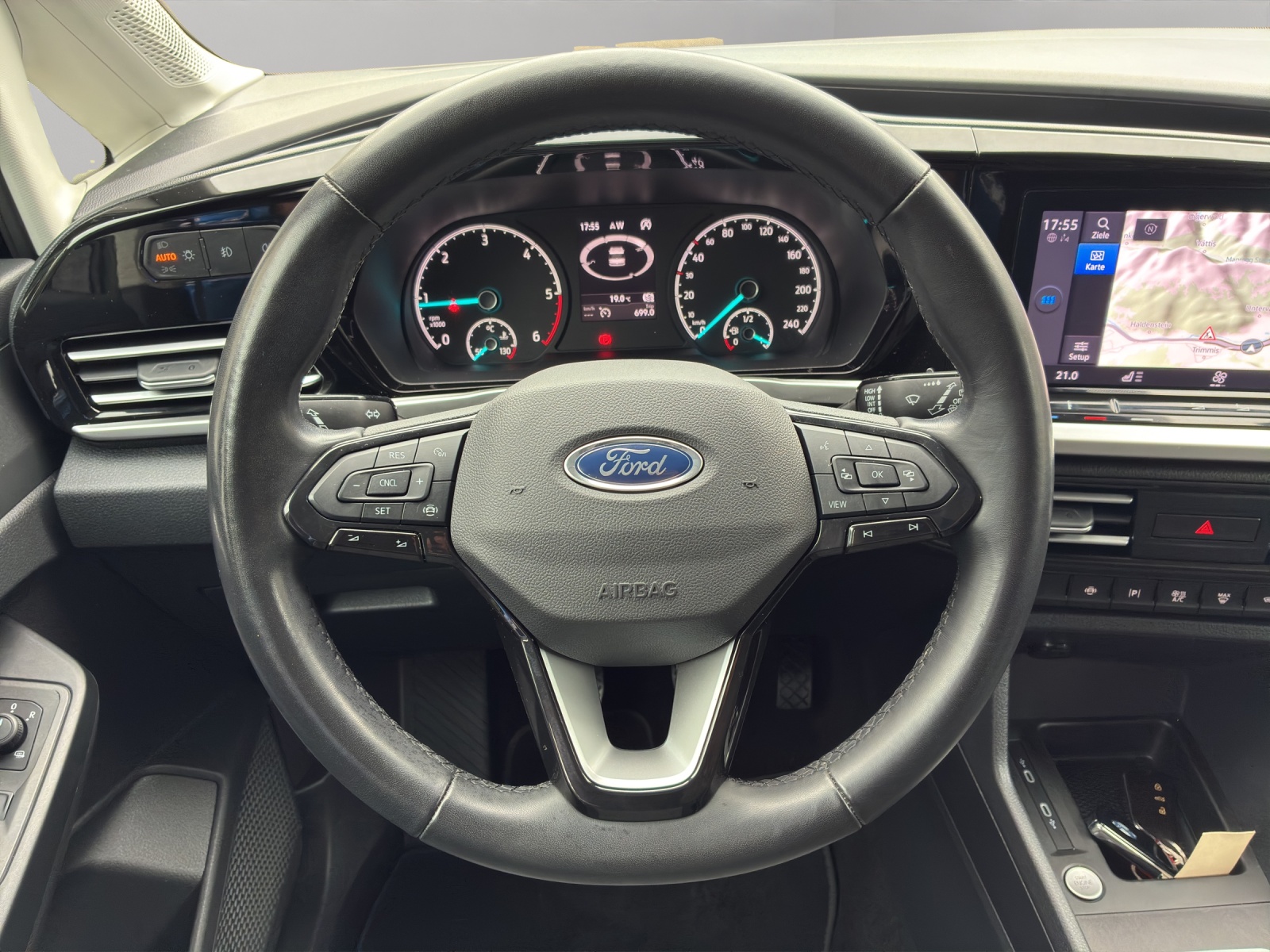 FORD Grand Tourneo Connect 2.0 EcoBlue Titanium - 10
