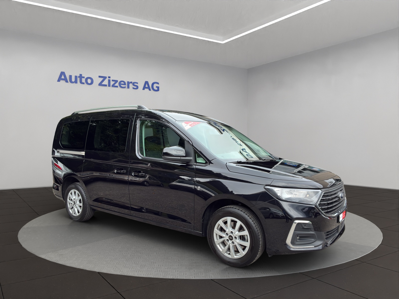 FORD Grand Tourneo Connect 2.0 EcoBlue Titanium - 8