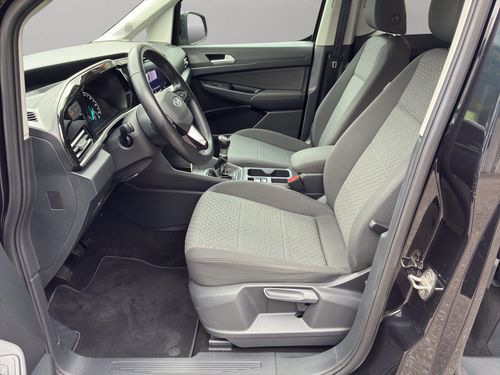 FORD Grand Tourneo Connect 2.0 EcoBlue Titanium - 11
