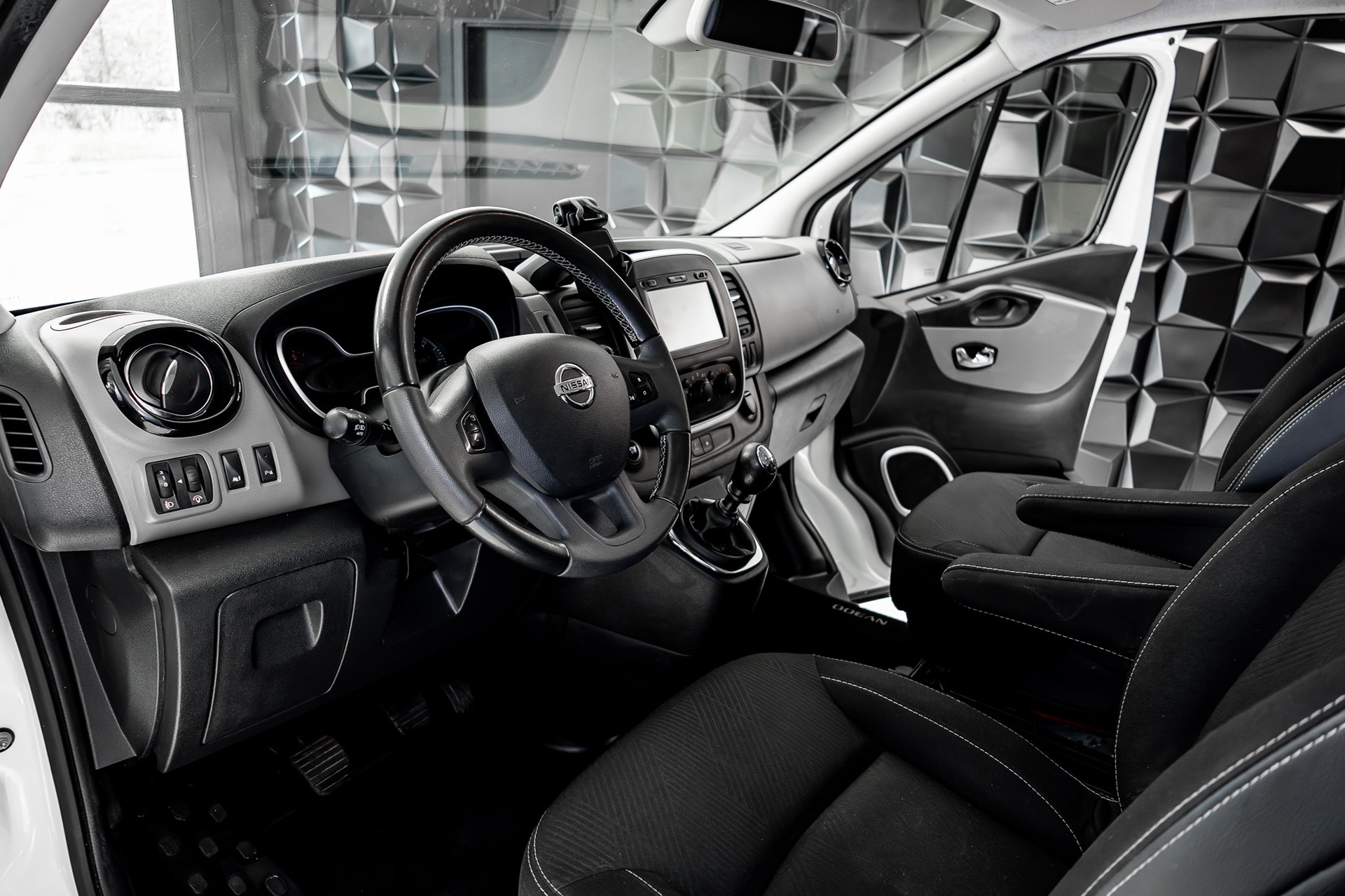 NISSAN NV300 dCi 145 2.7 L1H1 Premium 8Pl. - 9