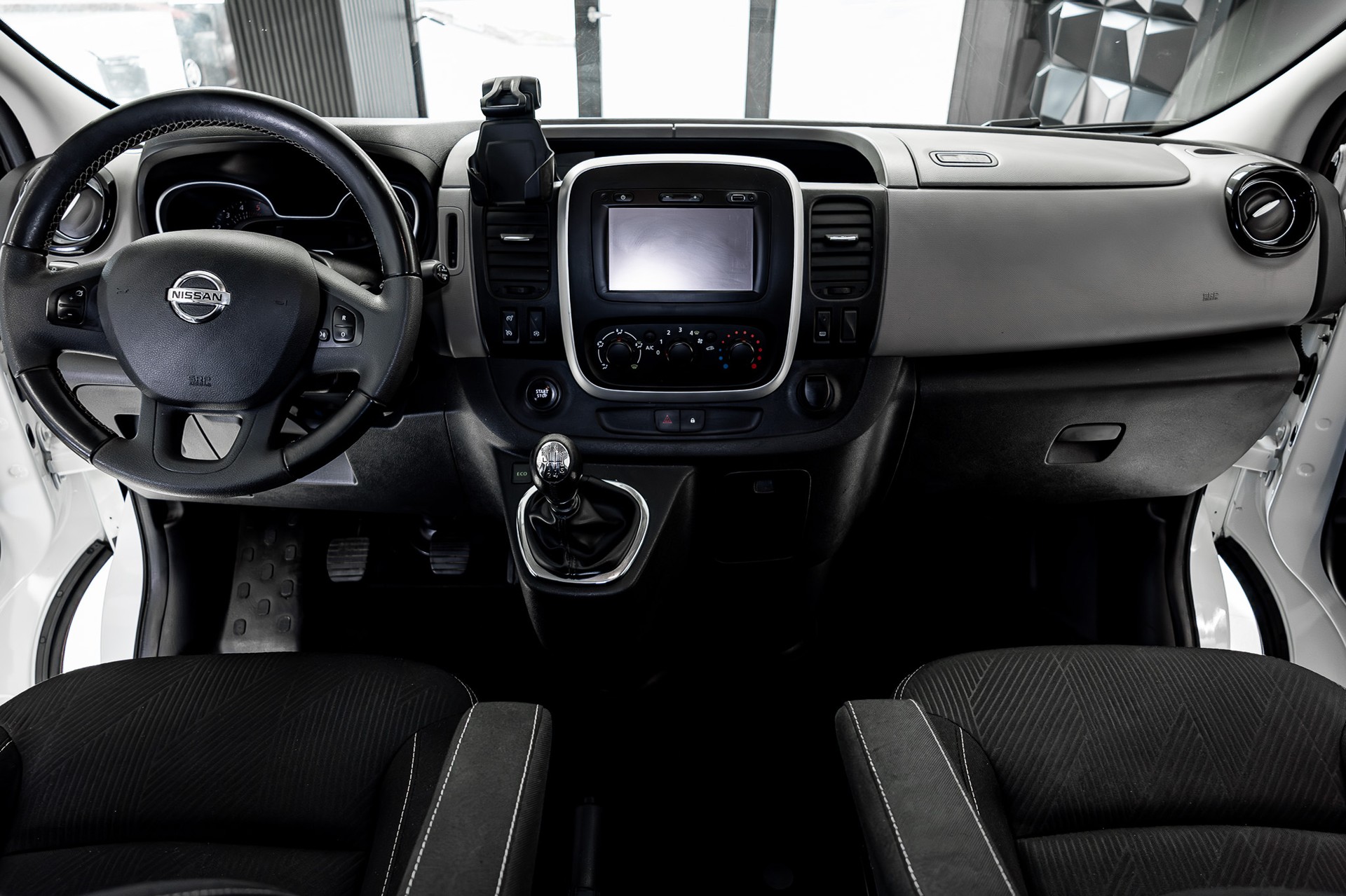 NISSAN NV300 dCi 145 2.7 L1H1 Premium 8Pl. - 6