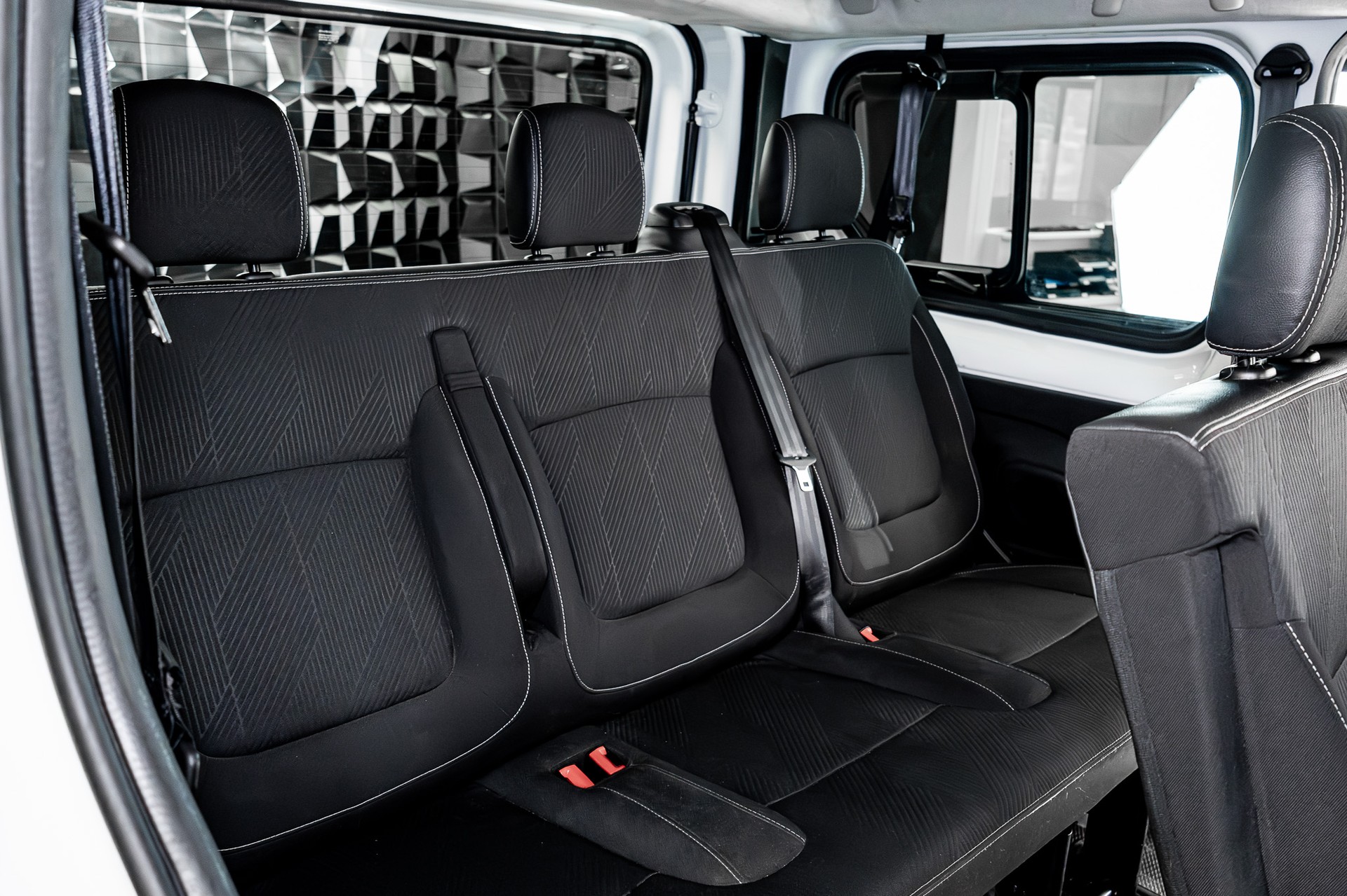 NISSAN NV300 dCi 145 2.7 L1H1 Premium 8Pl. - 19