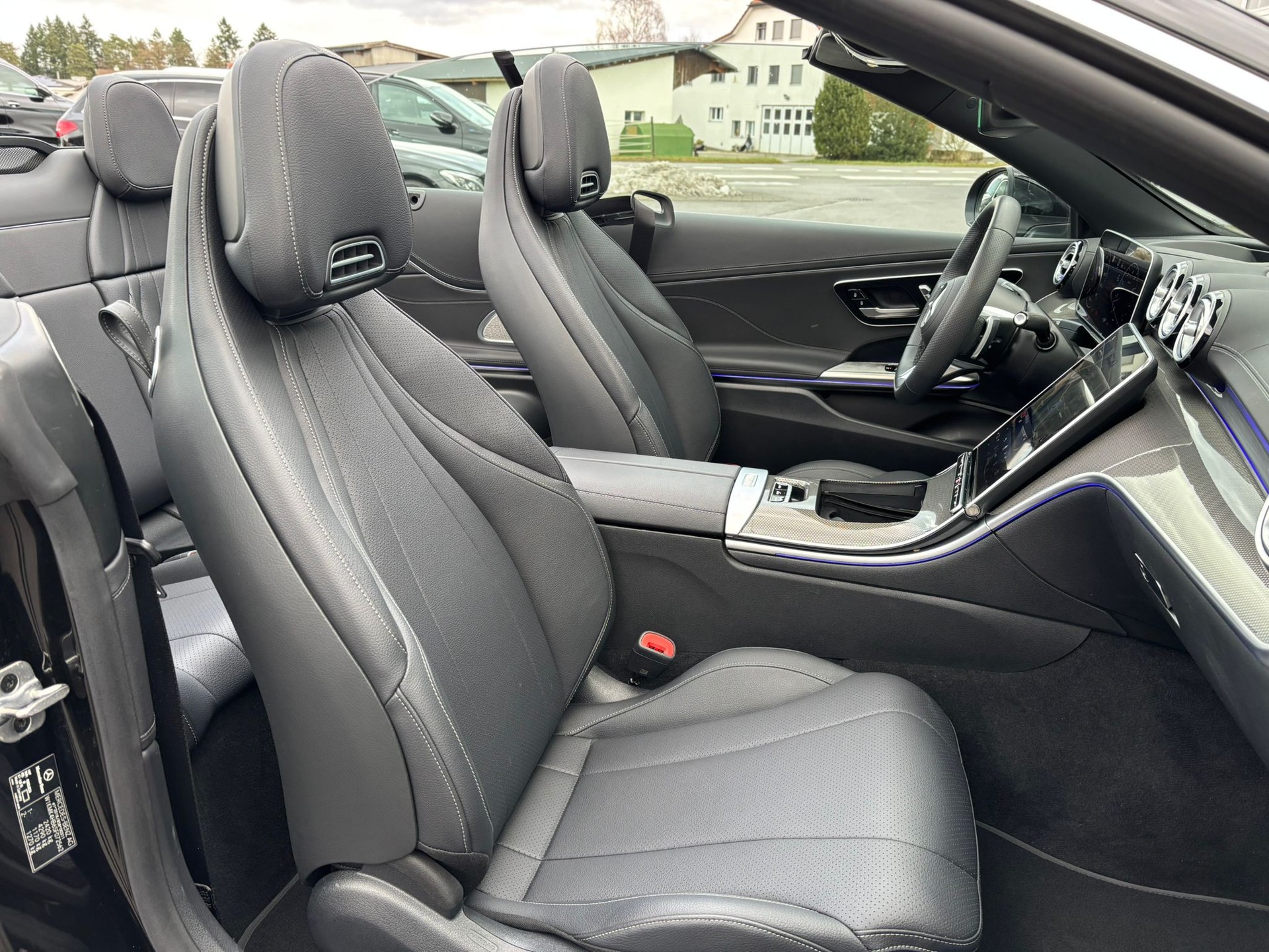 MERCEDES-BENZ CLE 300 AMG-Line 4Matic Cabriolet - 15