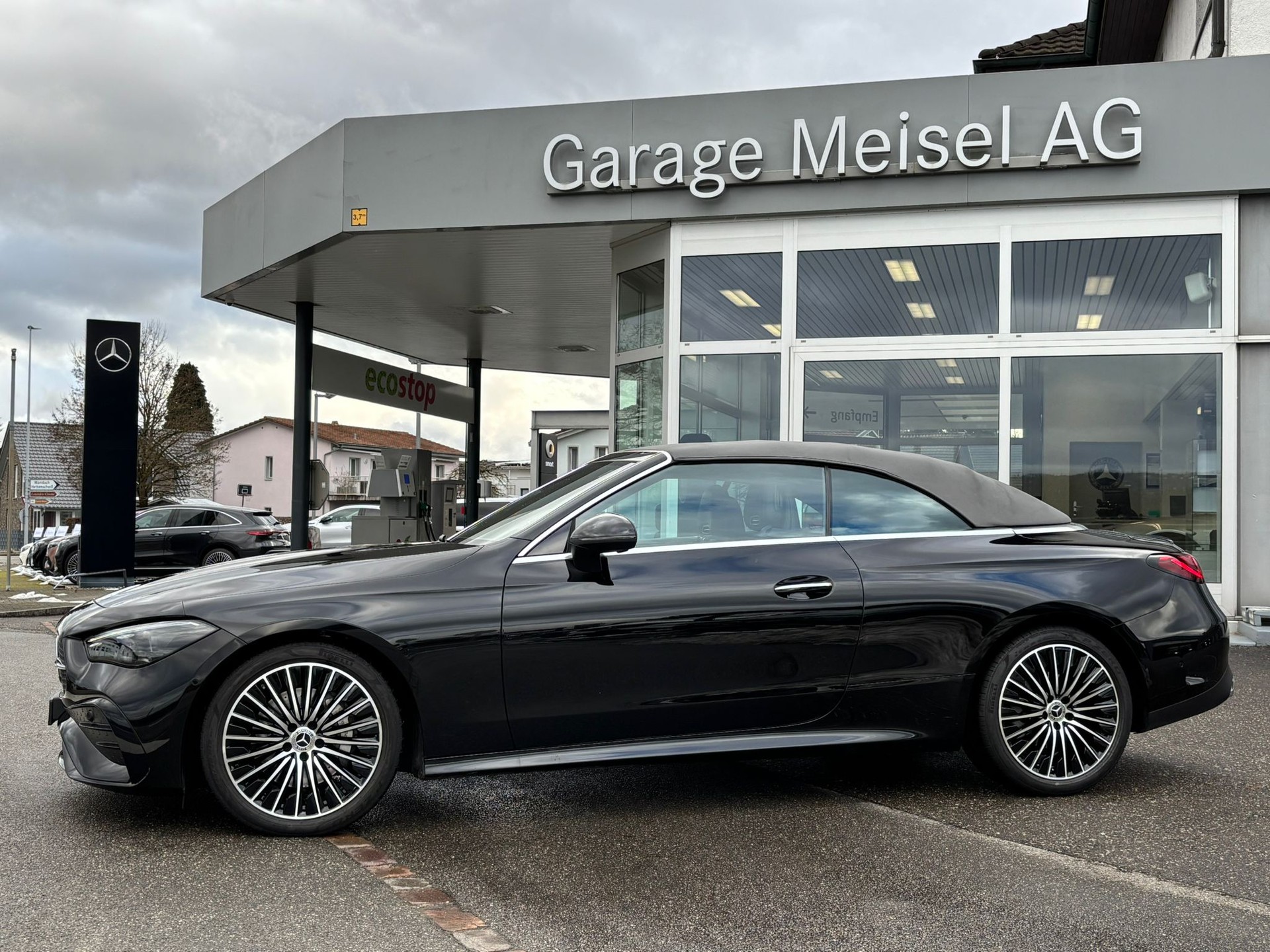 MERCEDES-BENZ CLE 300 AMG-Line 4Matic Cabriolet - 11