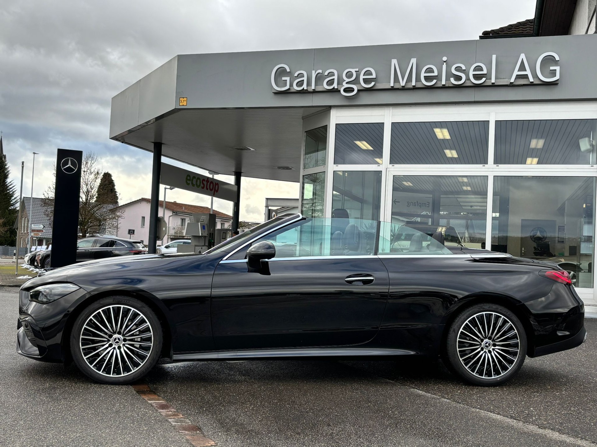 MERCEDES-BENZ CLE 300 AMG-Line 4Matic Cabriolet - 12