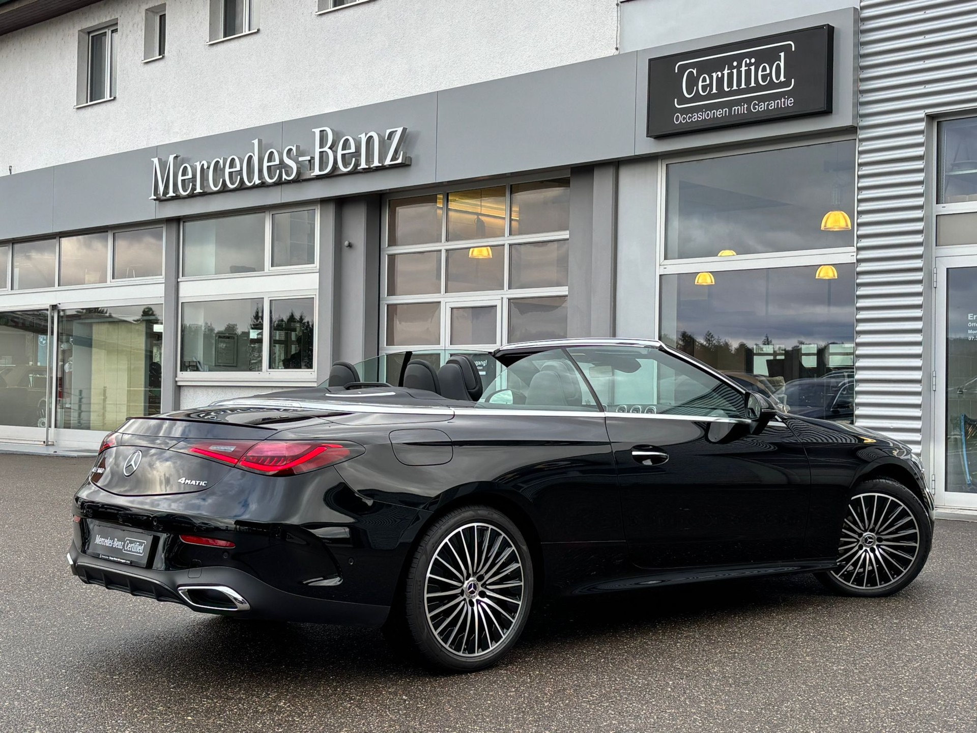 MERCEDES-BENZ CLE 300 AMG-Line 4Matic Cabriolet - 8