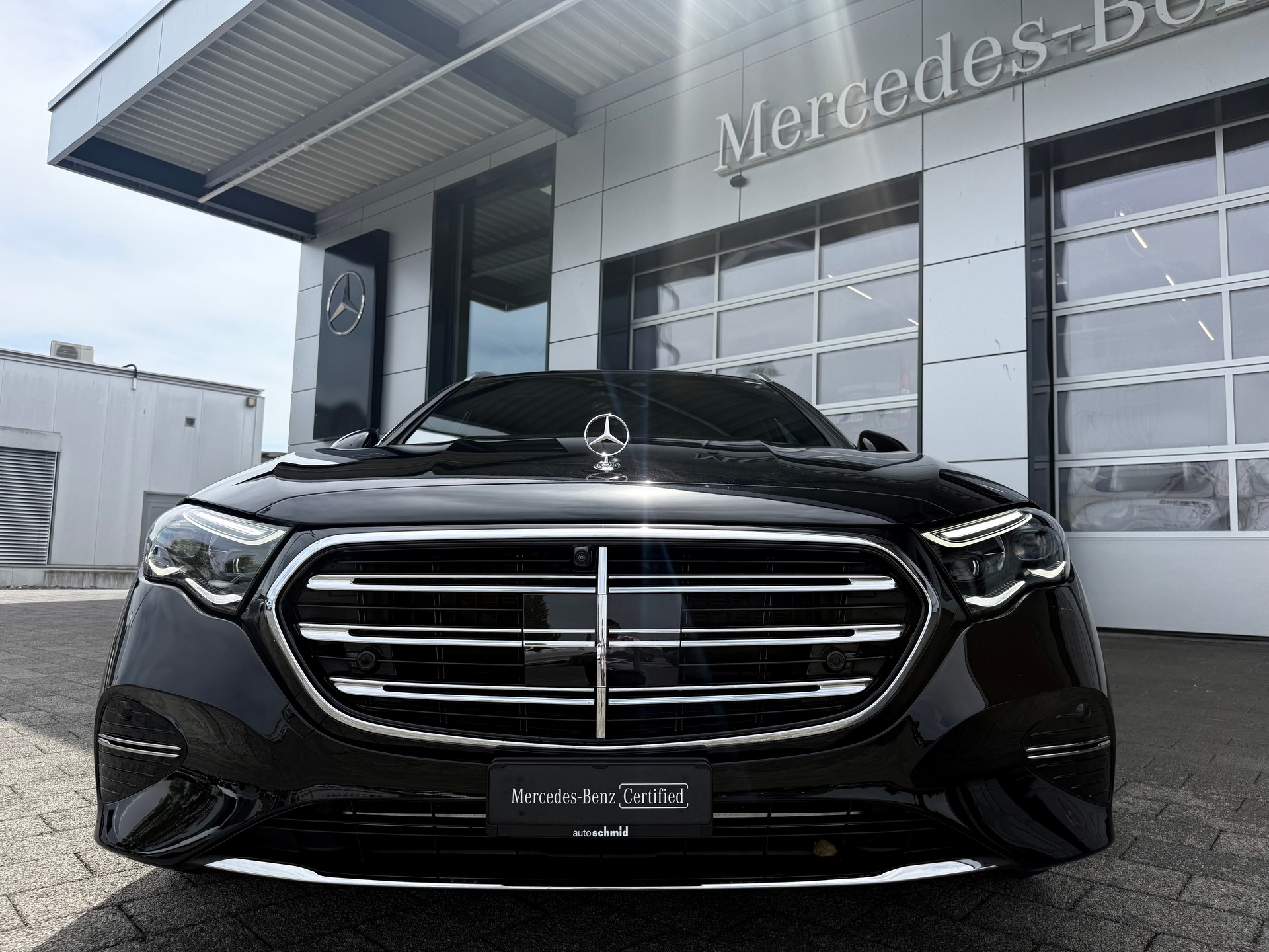 MERCEDES-BENZ E 300 de EXCLUSIVE T 4Matic EQ Hybrid 9G-Tronic - 3