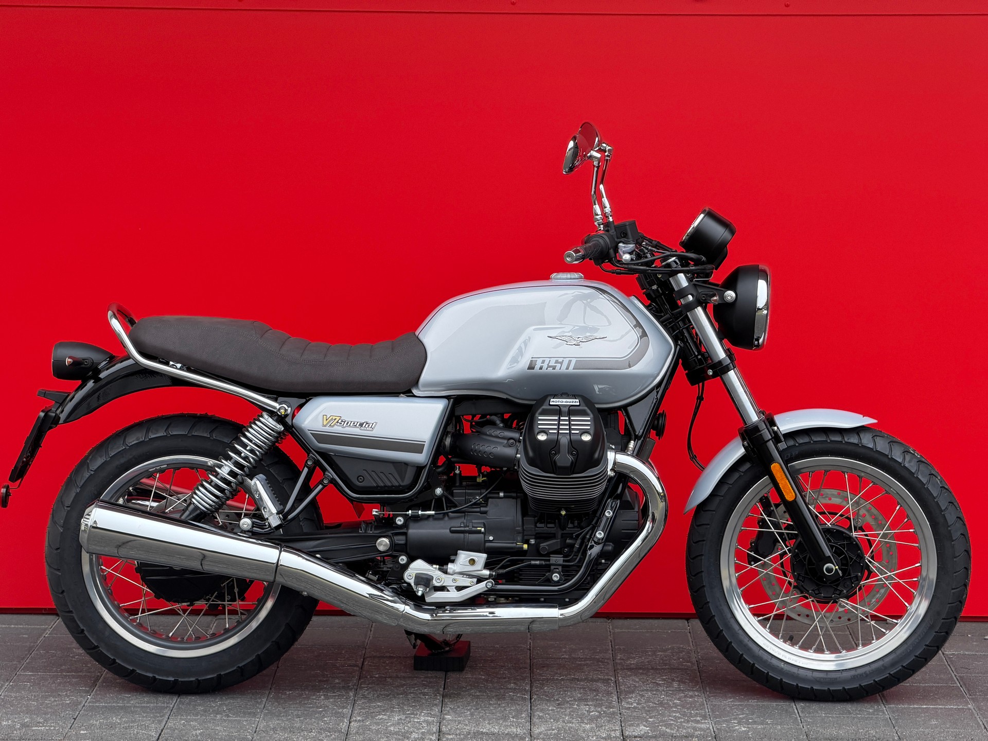 MOTO GUZZI V7 IV 850 Special