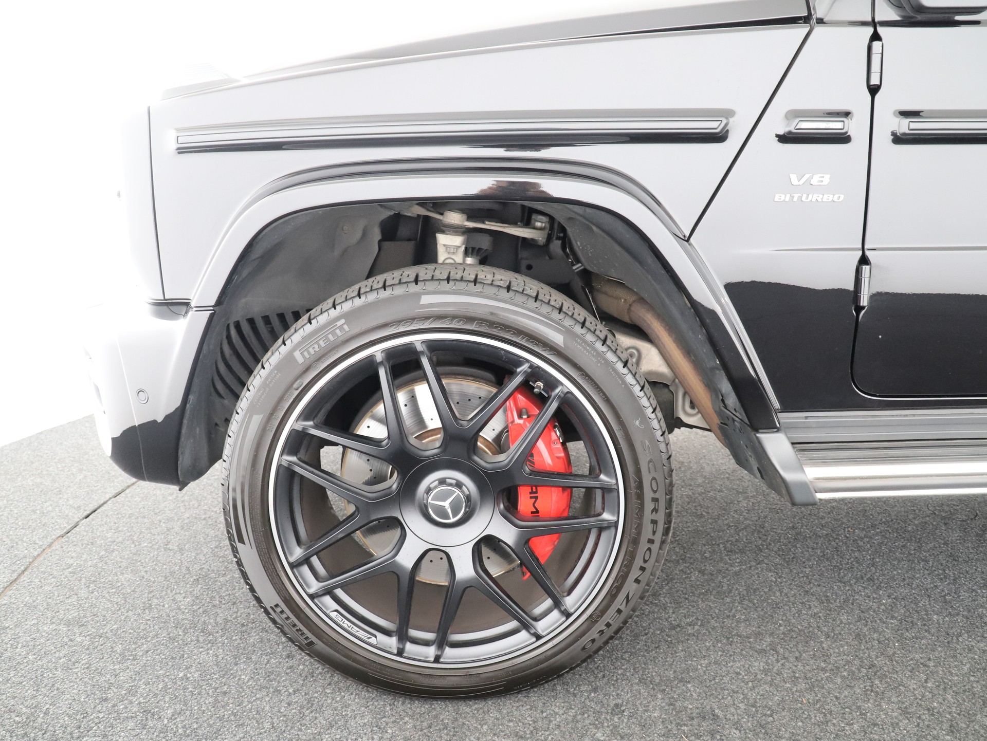 MERCEDES-BENZ G 63 AMG - 10